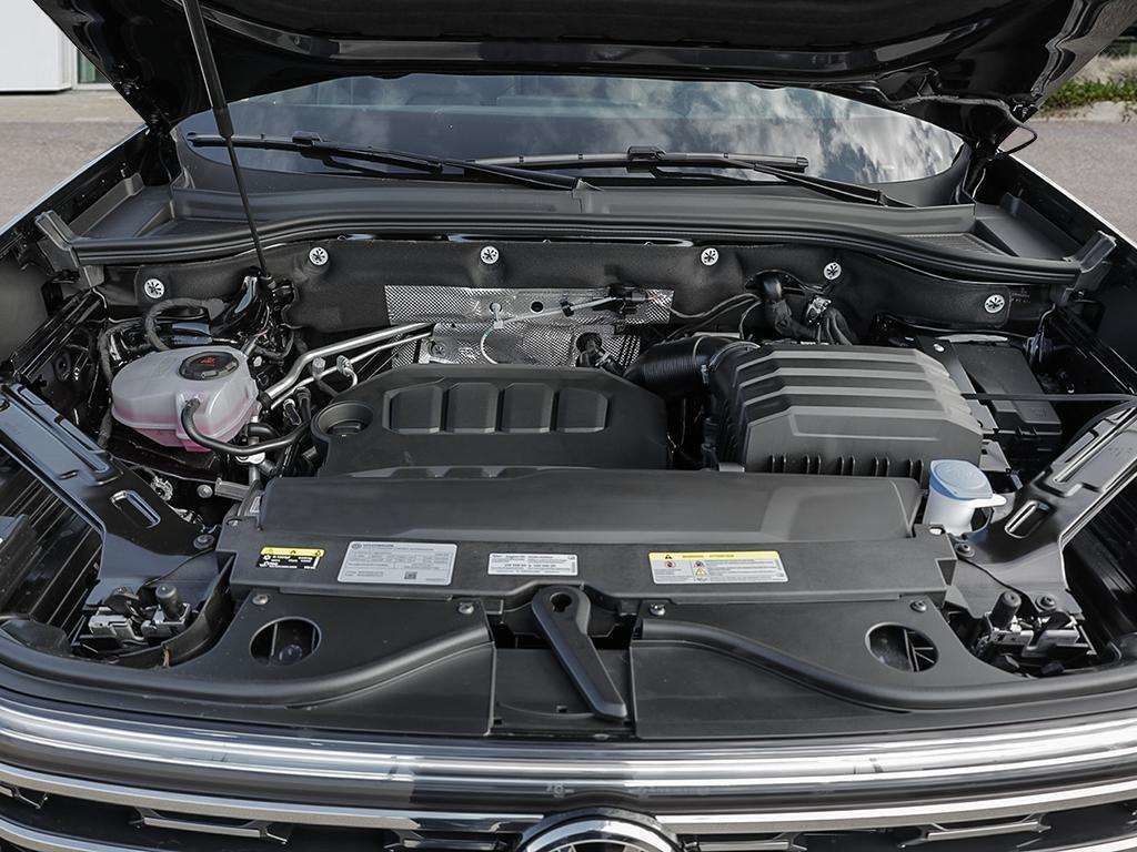Photo 2026 Volkswagen Atlas Highline #6