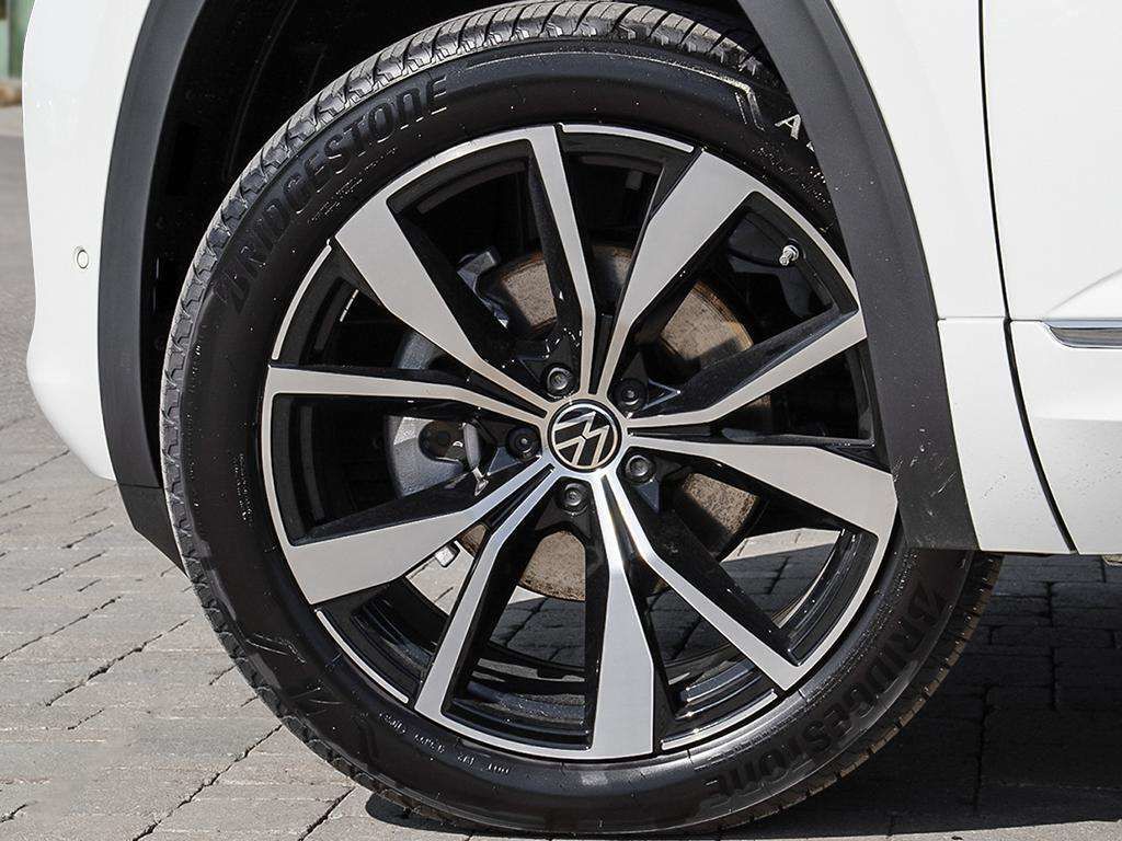 Photo 2026 Volkswagen Atlas Execline #8