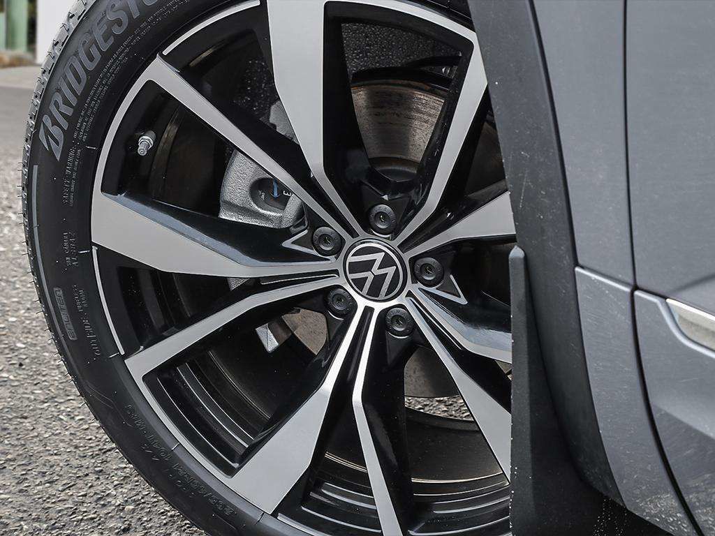 Photo 2026 Volkswagen Atlas Execline #7