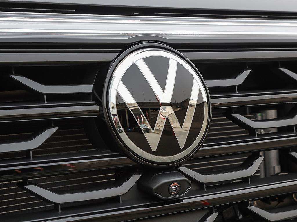 Photo 2026 Volkswagen Atlas Execline #8