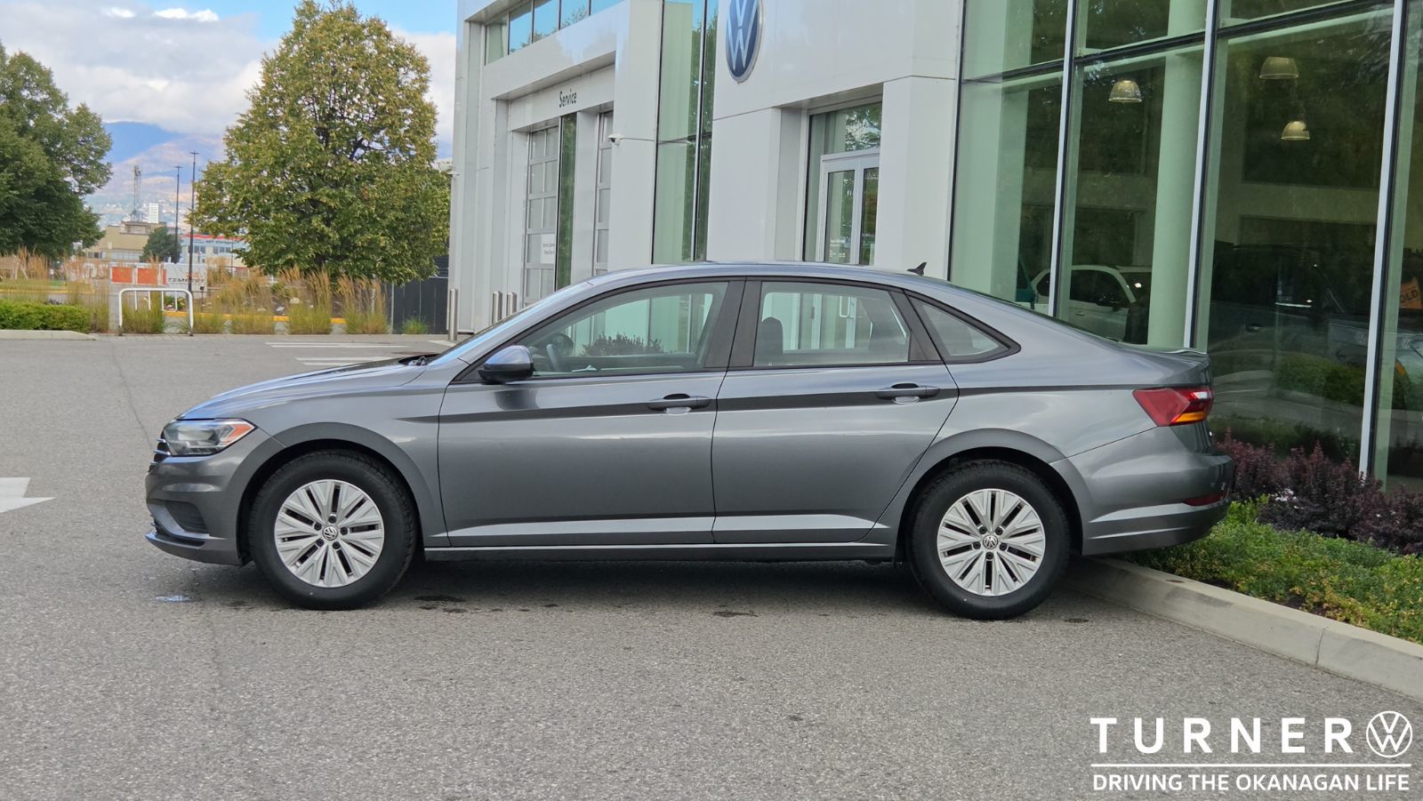 Photo 2019 Volkswagen Jetta Comfortline #2