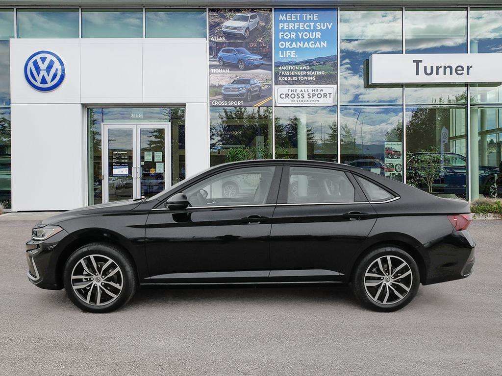 Photo 2026 Volkswagen Jetta Comfortline #3