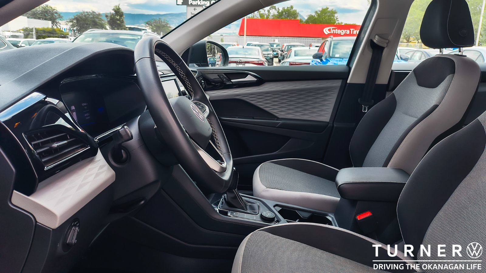 Photo 2023 Volkswagen Taos Trendline #8