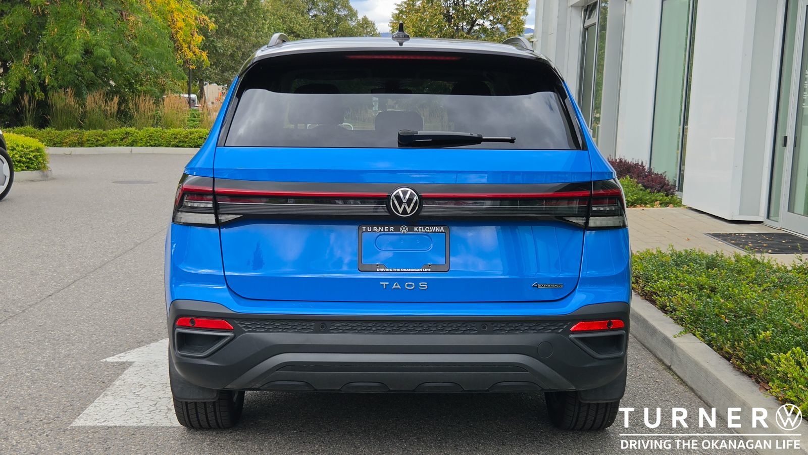 Photo 2025 Volkswagen Taos Comfortline Black Edition #6