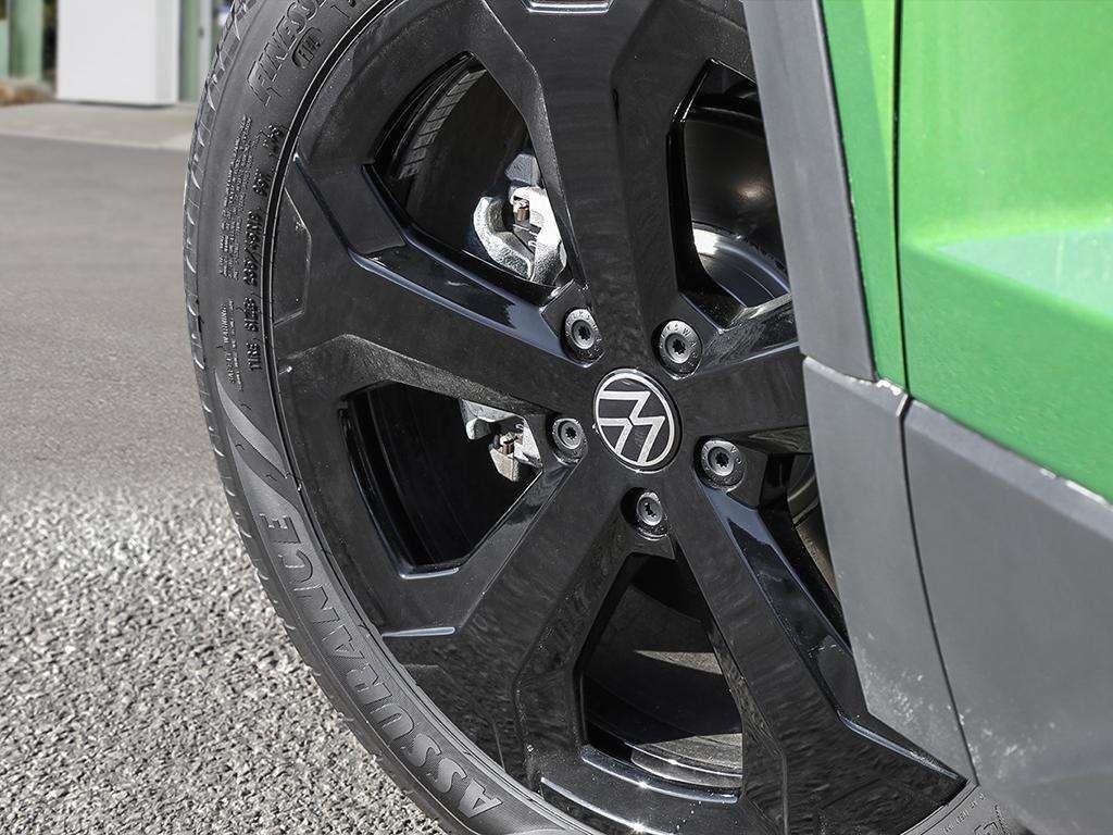 Photo 2026 Volkswagen Taos Comfortline Black Edition 4MOTION #8