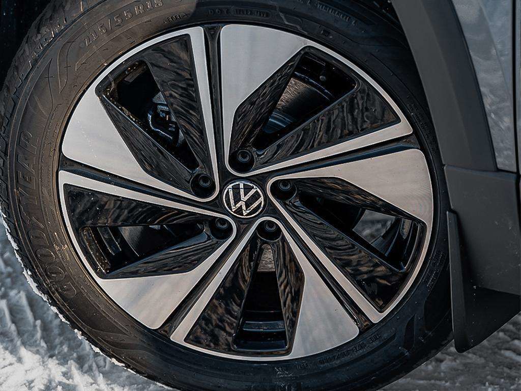 Photo 2026 Volkswagen Taos Highline 4MOTION #6