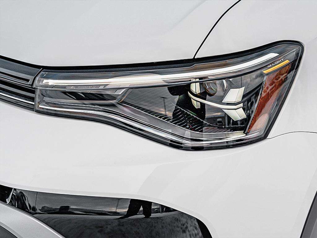 Photo 2027 Volkswagen Taos Trendline 4MOTION #8