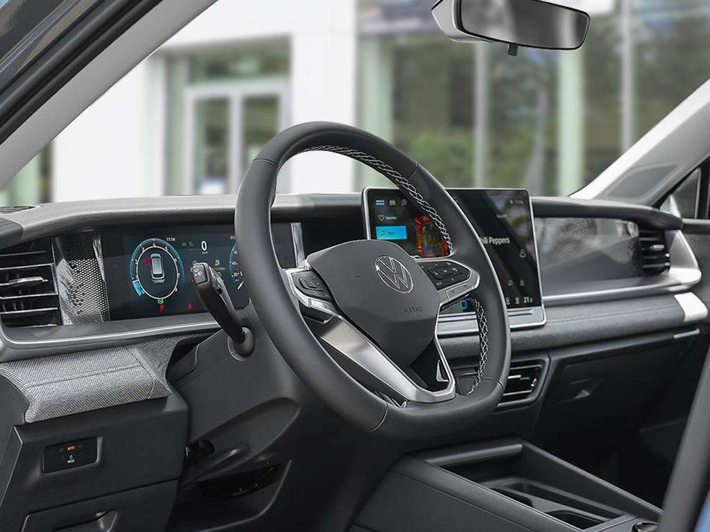 Photo 2026 Volkswagen Tiguan Trendline 4MOTION #8