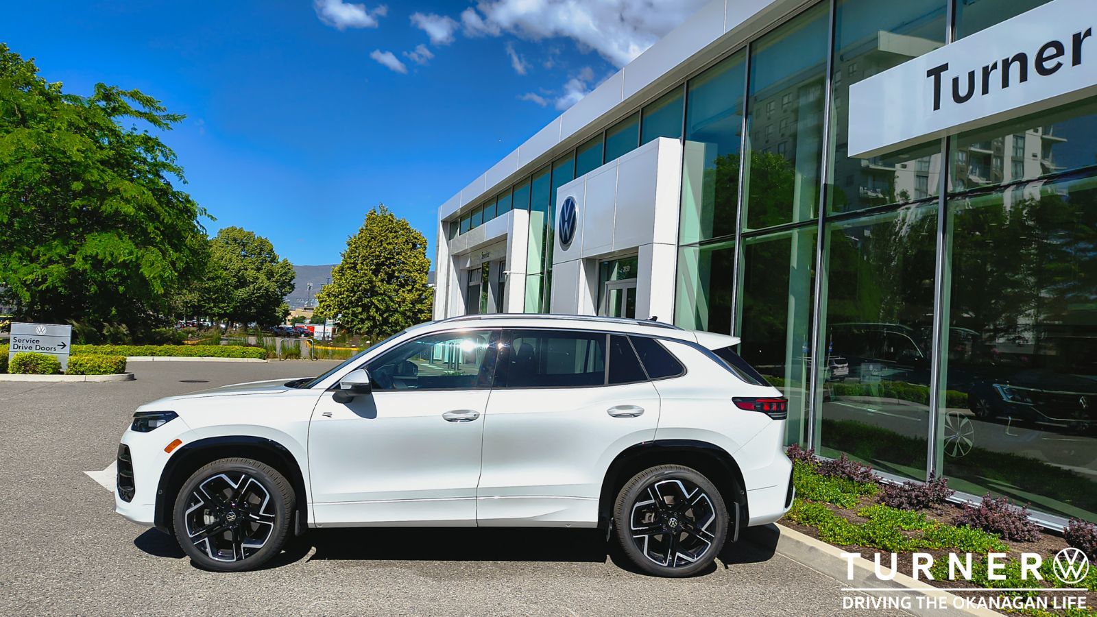 Photo 2026 Volkswagen Tiguan Highline Turbo R-Line #2