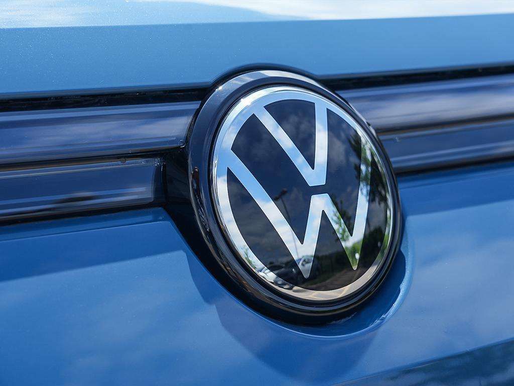 Photo 2026 Volkswagen Tiguan Comfortline R-Line Black Edition 4MOTION #8