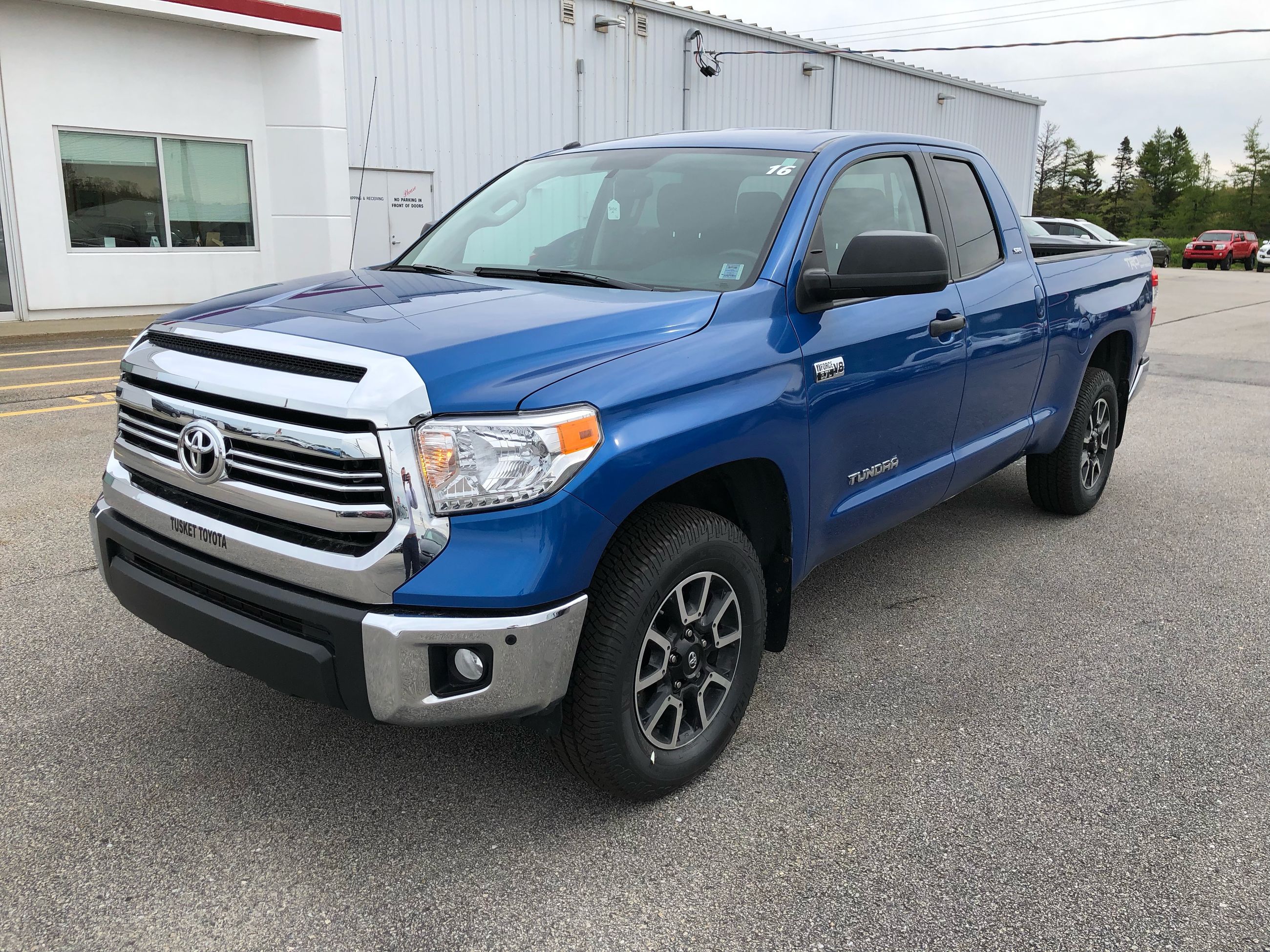 Used 2016 Toyota 4x4 Tundra Dbl Cab Sr5 5.7l Trd In Yarmouth - Used 