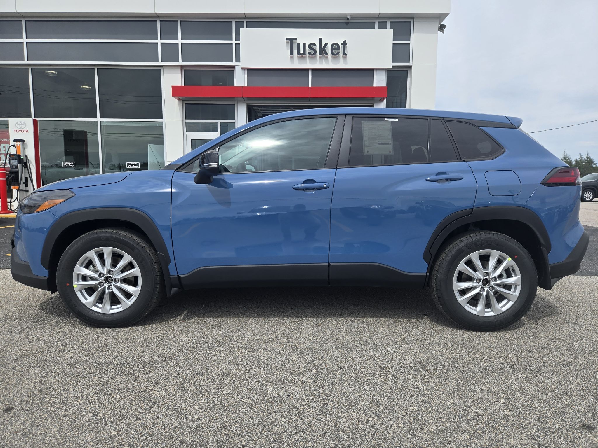 2026 Toyota Corolla Cross LE AWD