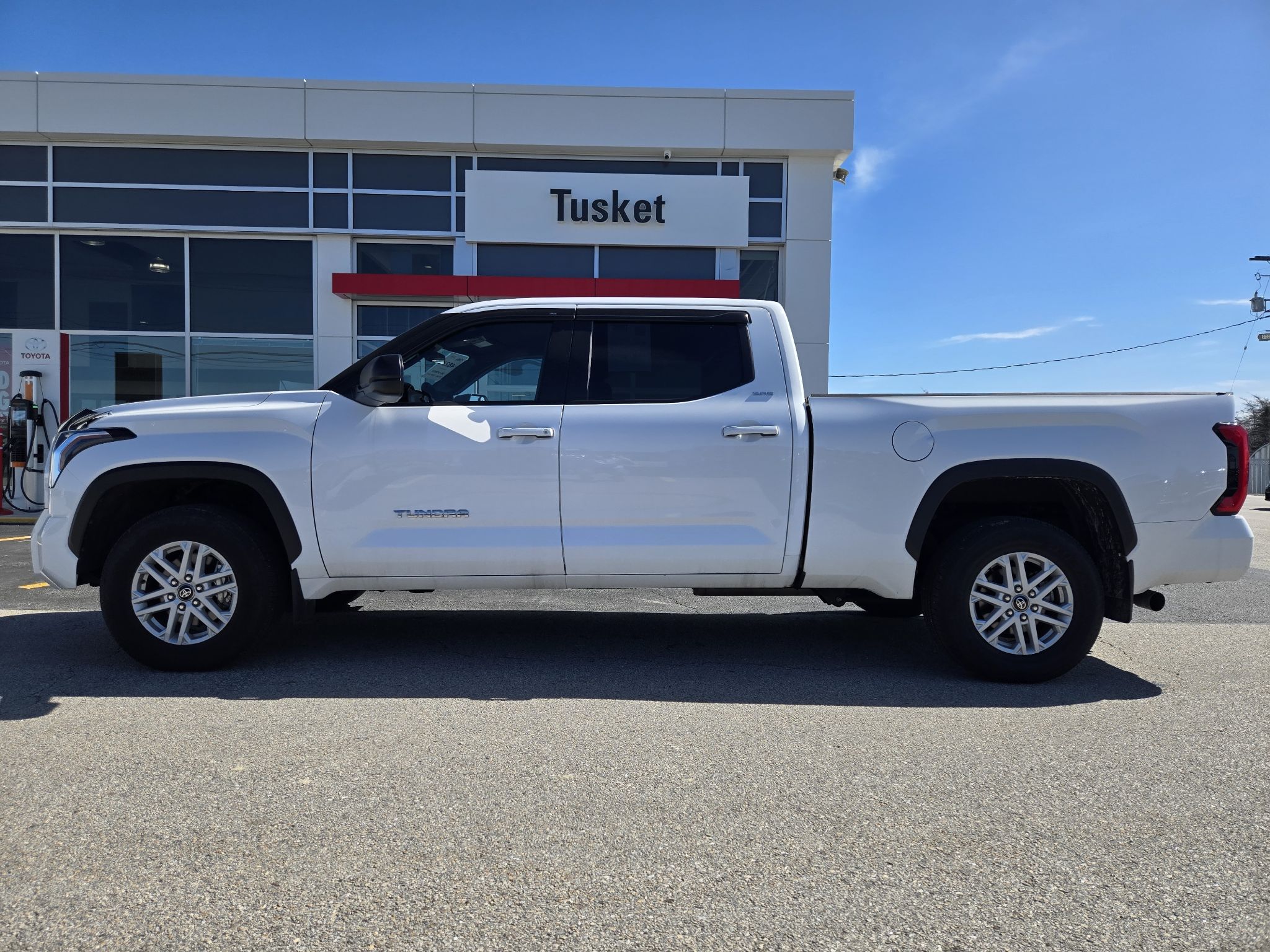2025 Toyota Tundra SR5 L