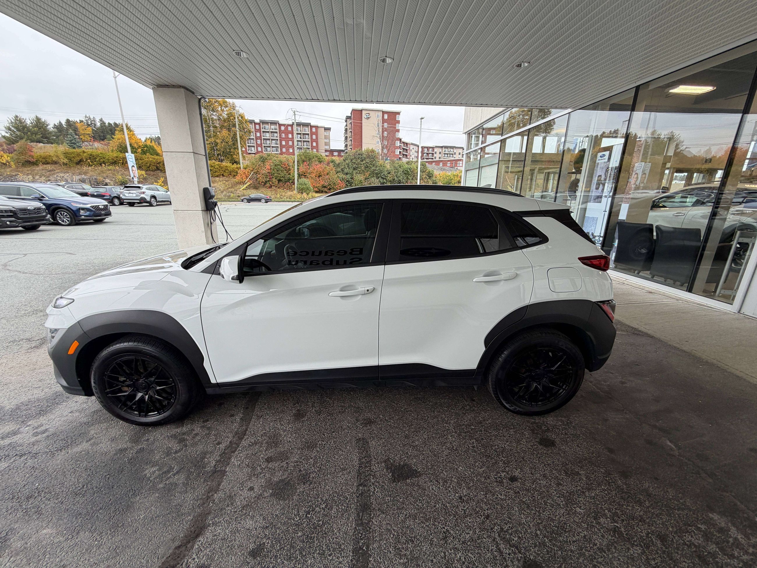 Photo Hyundai KONA Essential 2023 #6
