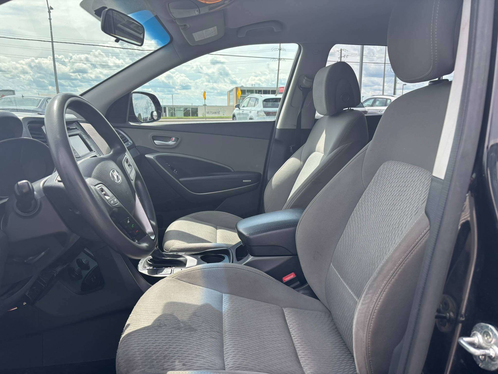 Photo 2017 Hyundai SANTA FE XL #8