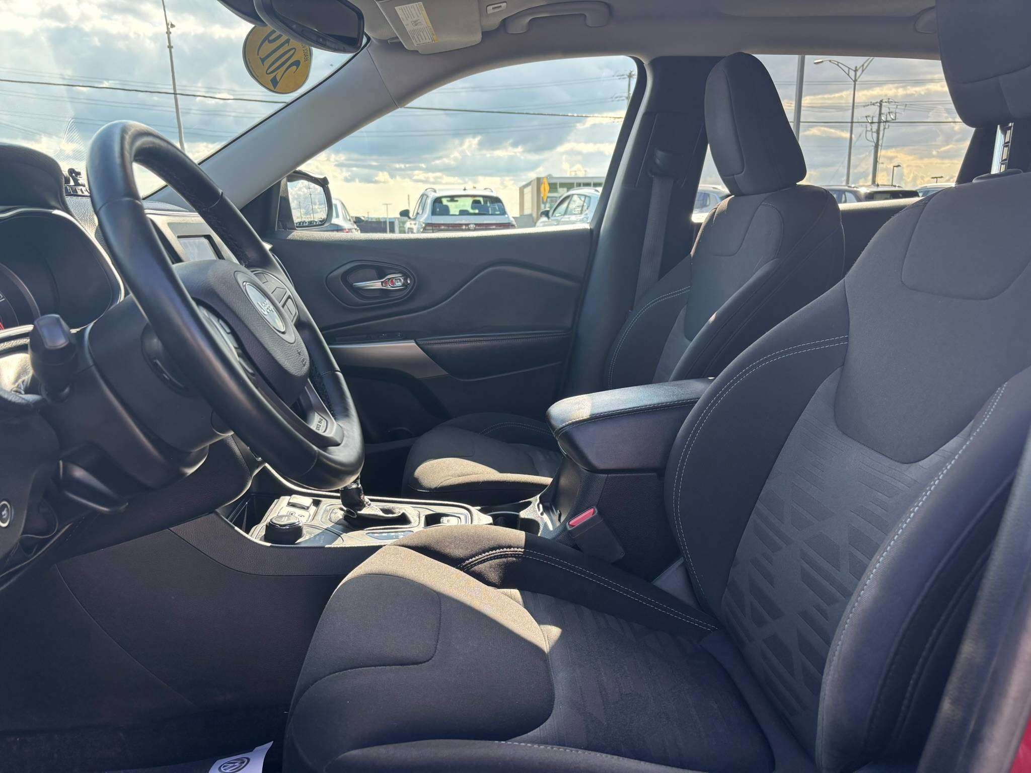 Photo Jeep Cherokee North 2019 #7