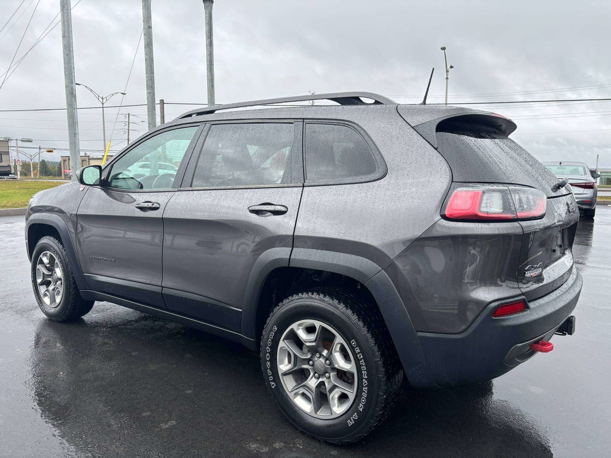Photo 2019 Jeep Cherokee Trailhawk #4