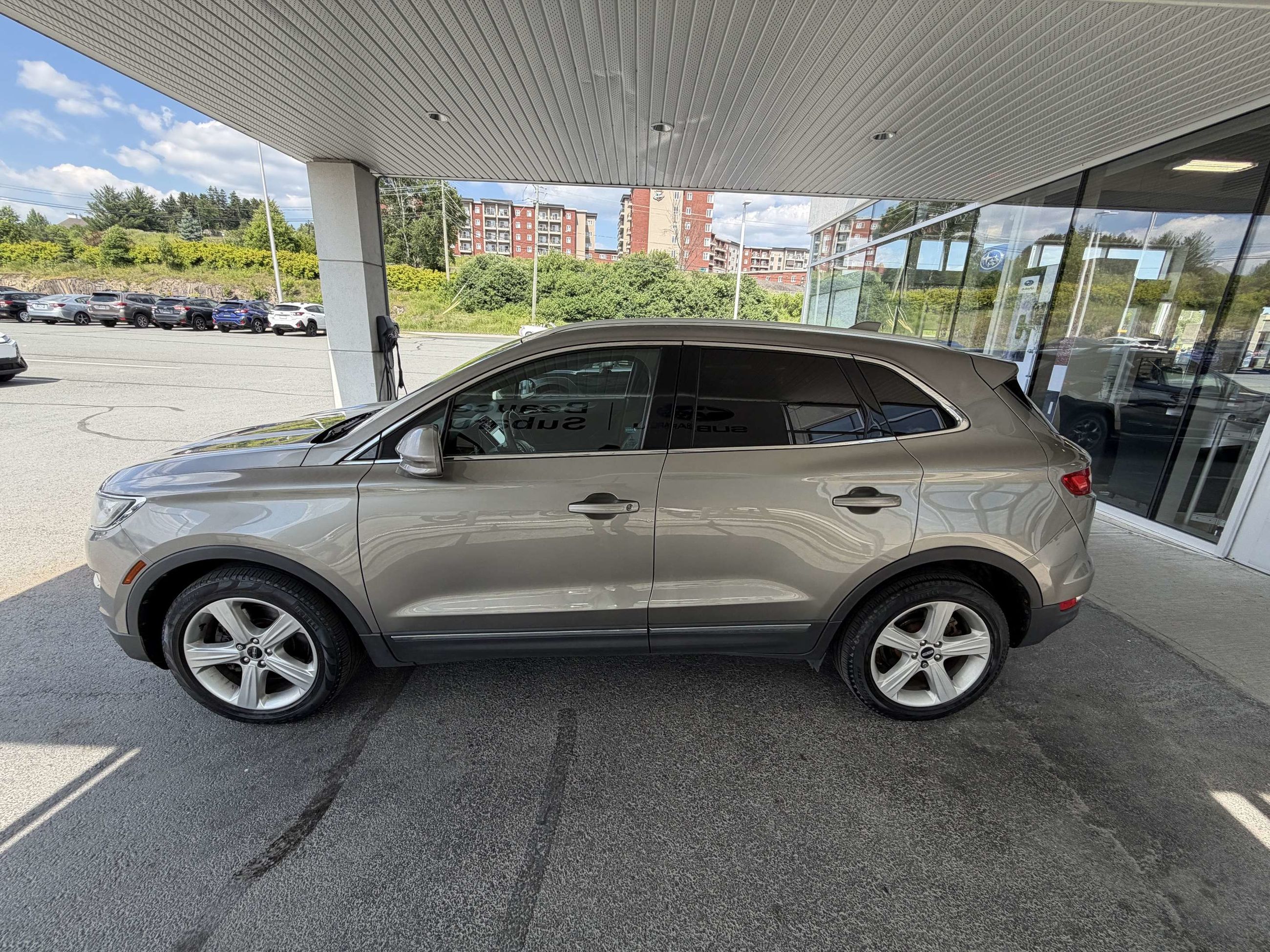 Photo Lincoln MKC AWD 4dr Premier 2016 #6