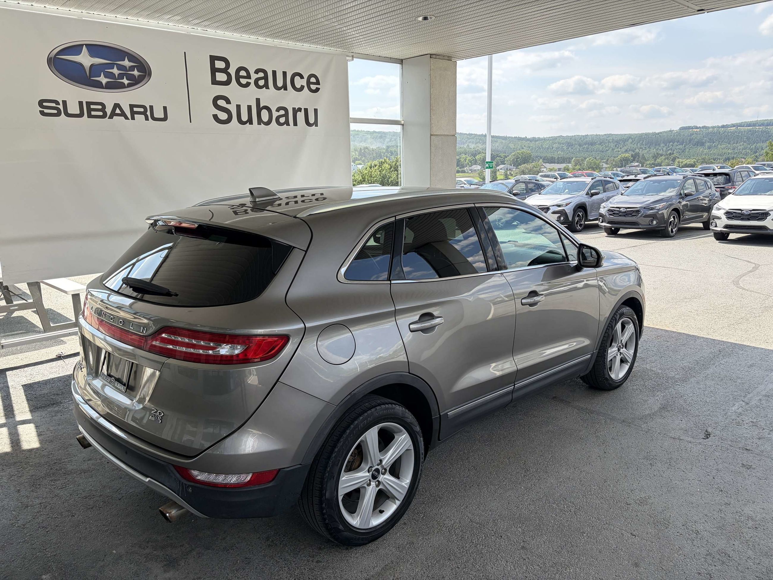 Photo Lincoln MKC AWD 4dr Premier 2016 #3