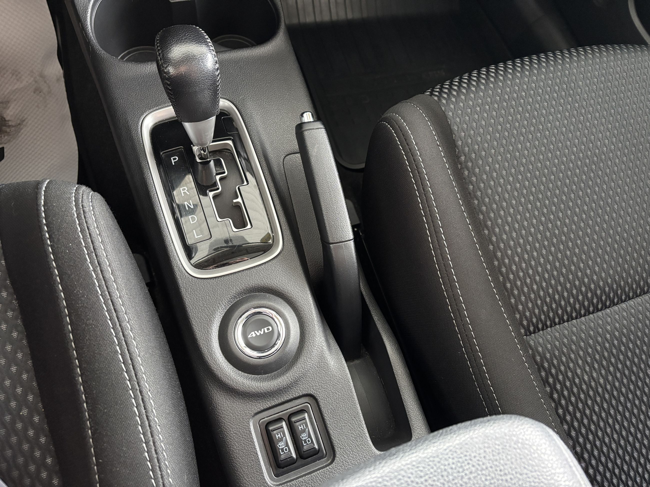 2016 Mitsubishi Outlander AWC 4dr SE