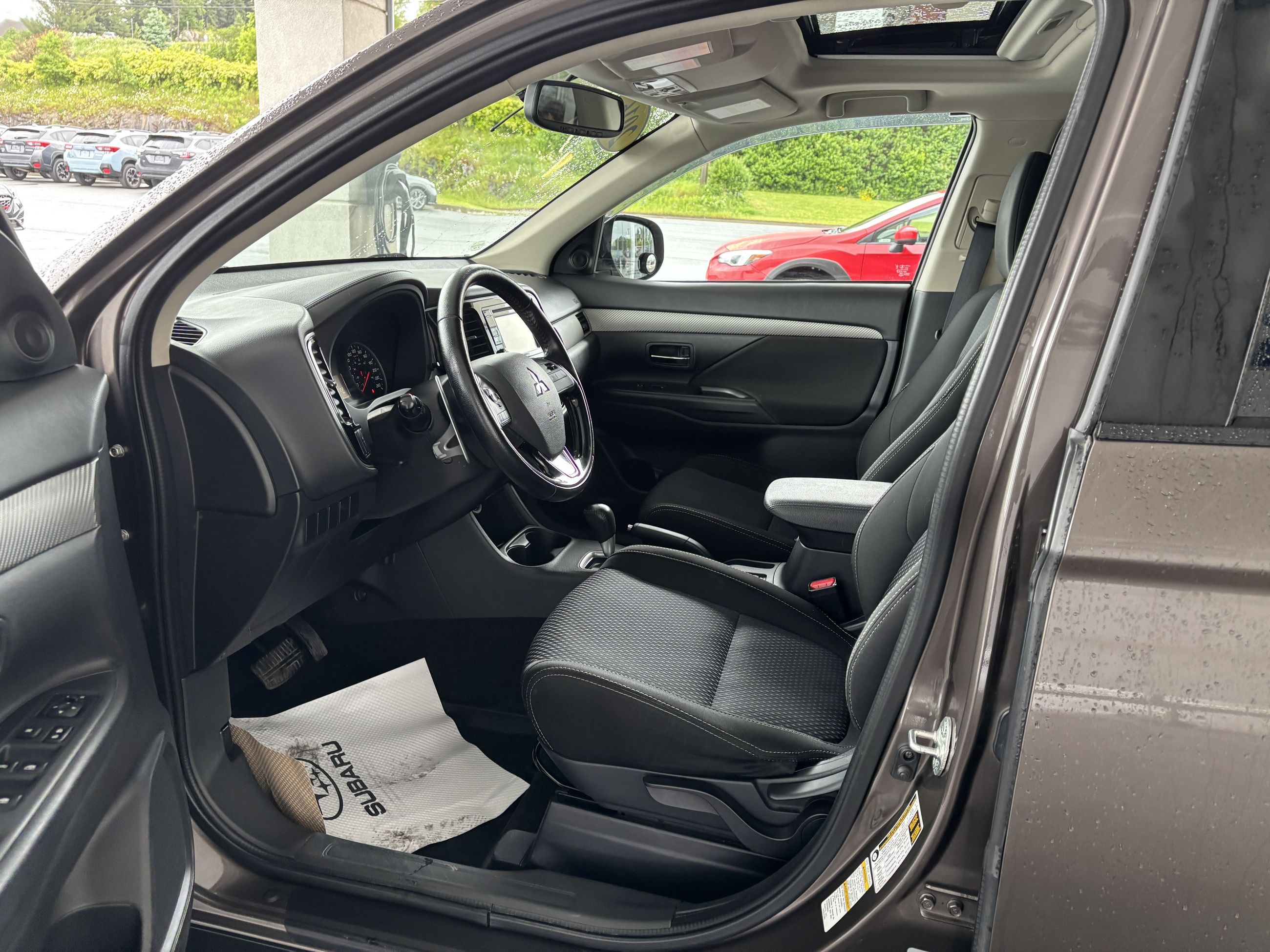 2016 Mitsubishi Outlander AWC 4dr SE