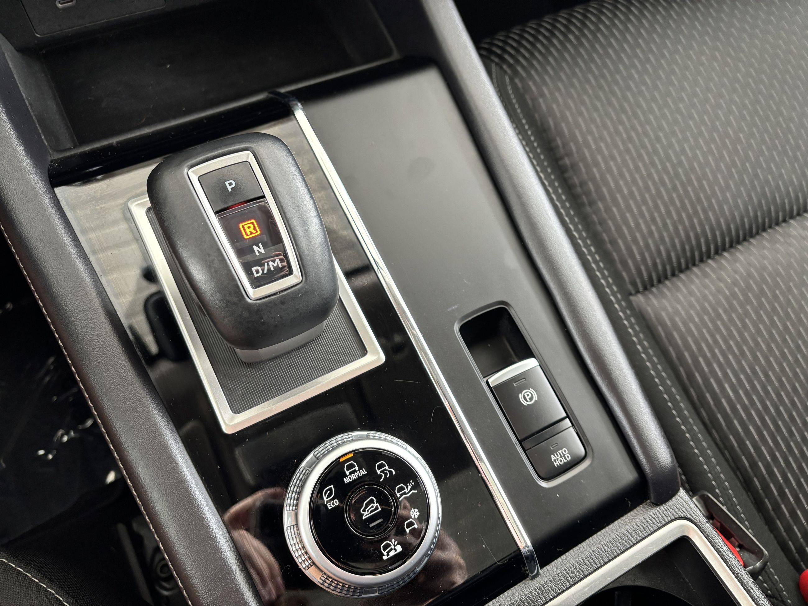 Mitsubishi Outlander SE S-AWC 2023