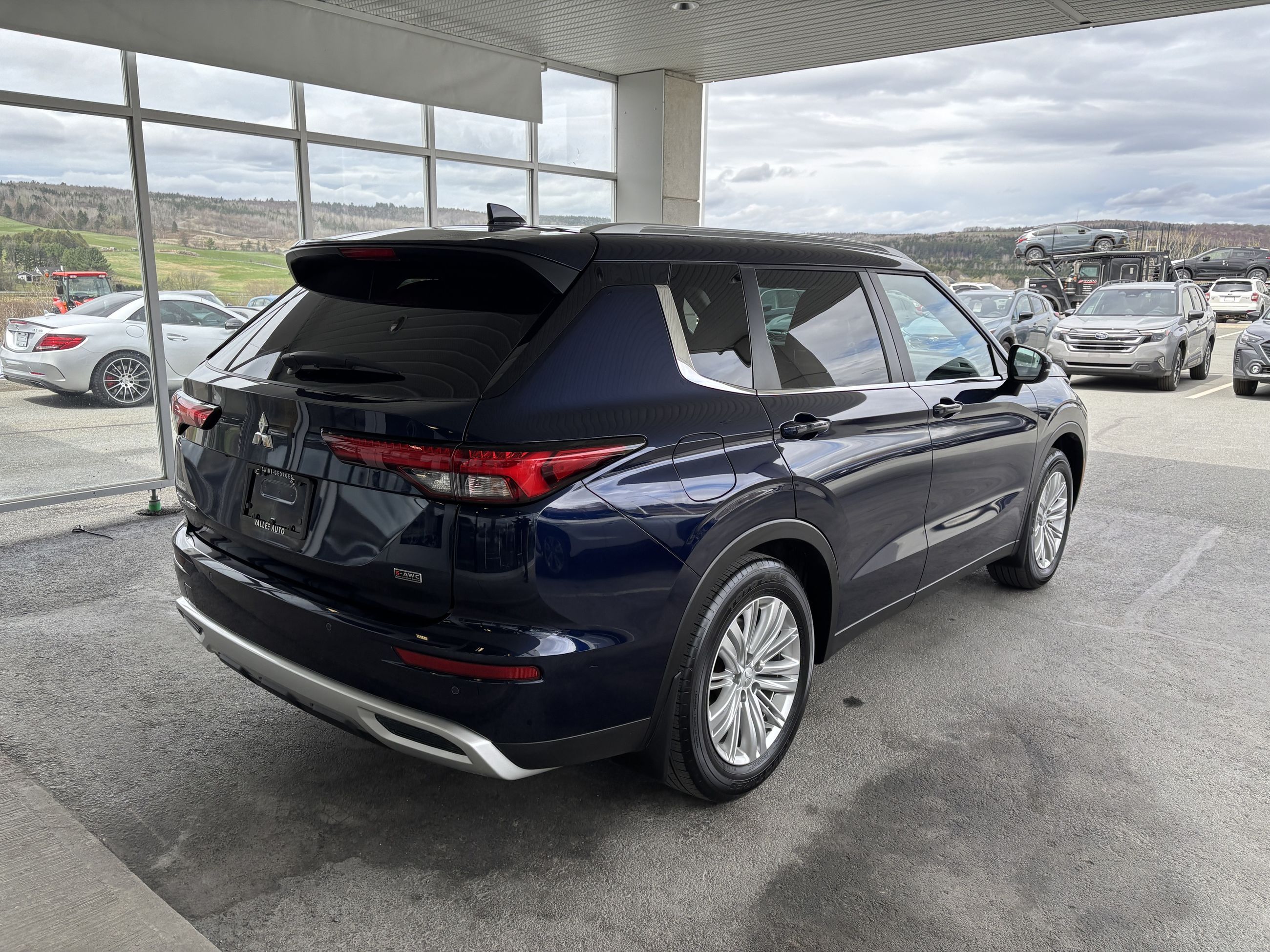 Mitsubishi Outlander SE S-AWC 2023