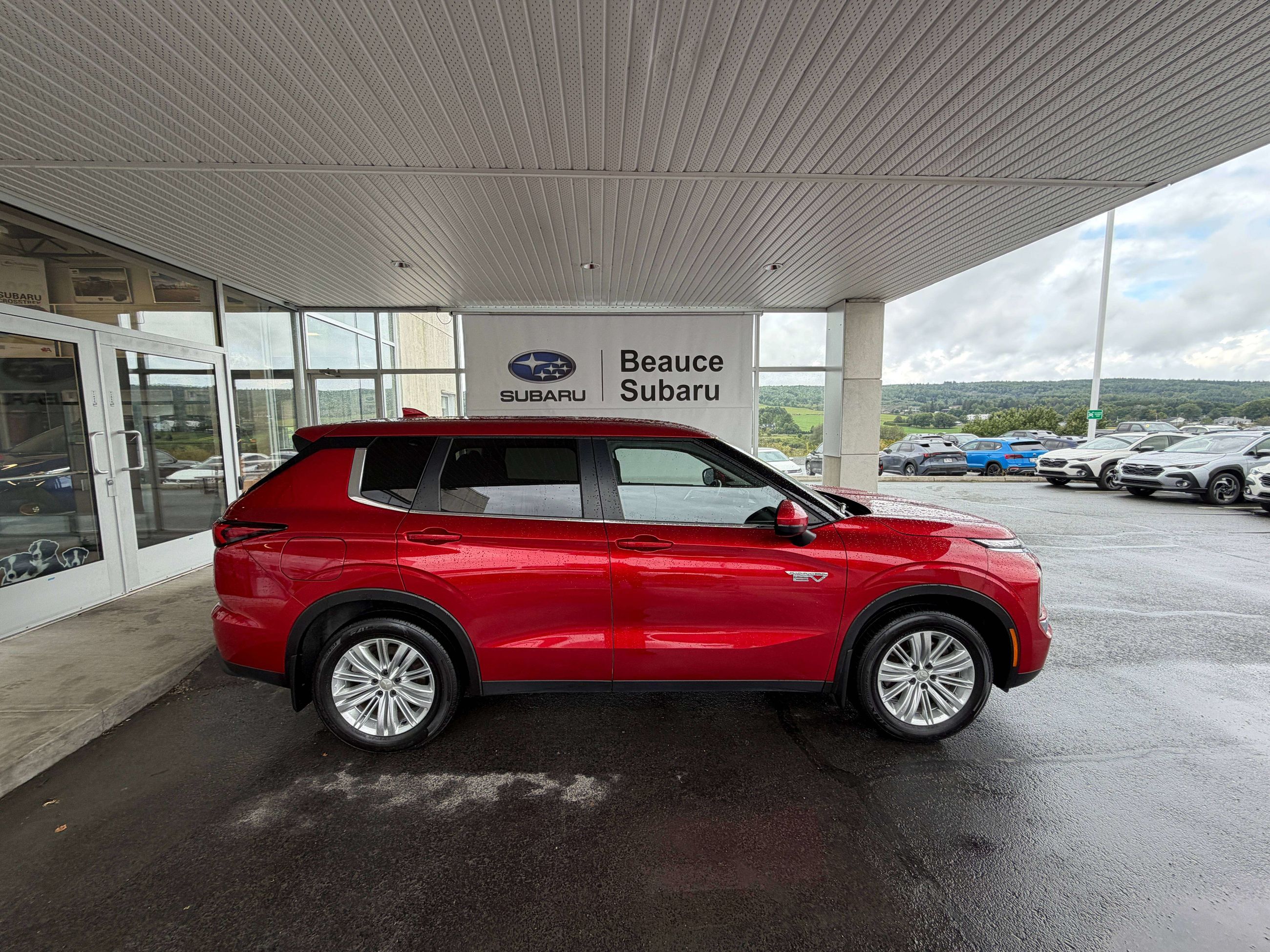 Photo Mitsubishi Outlander ES 2024 #2