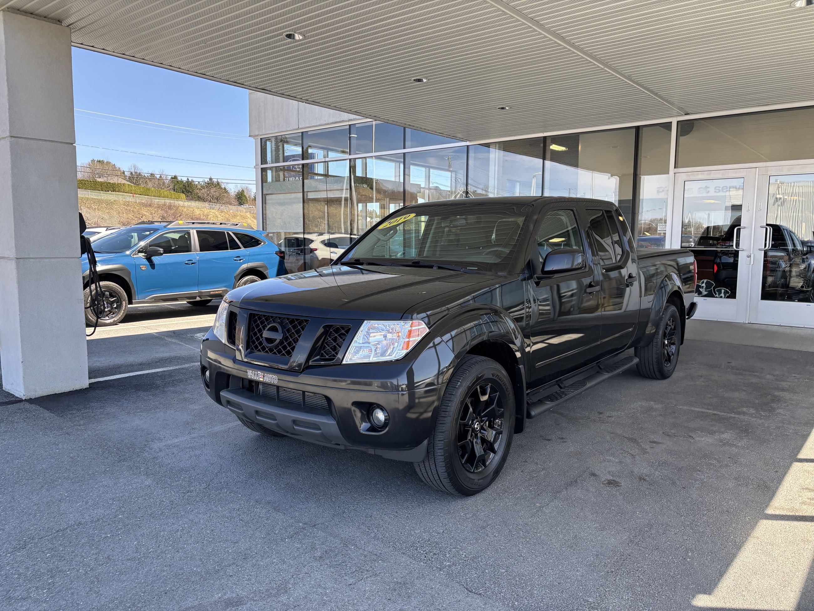 Nissan Frontier Crew Cab Midnight Edition Long Bed 4x4 Auto 2019