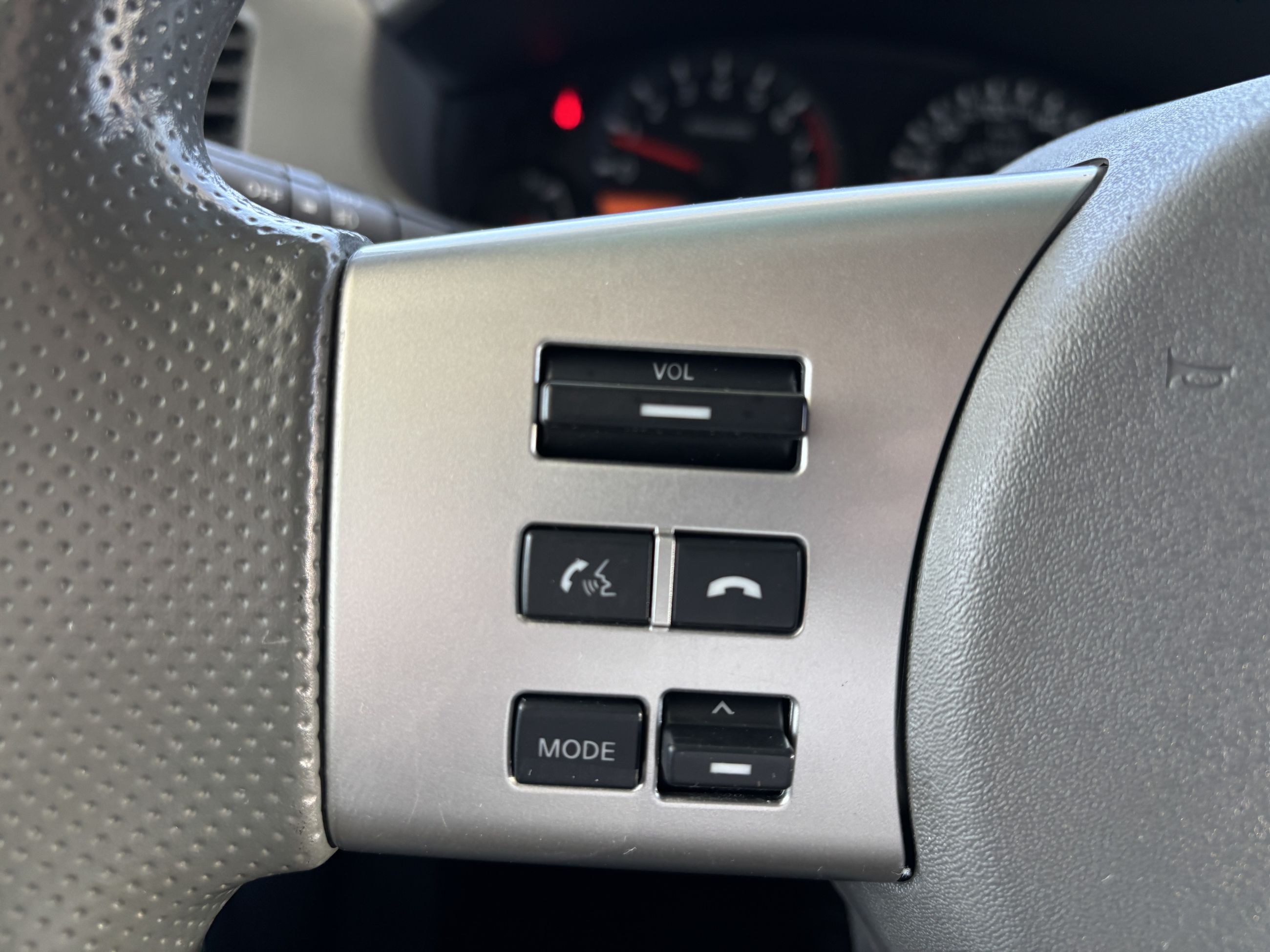 Nissan Frontier Crew Cab Midnight Edition Long Bed 4x4 Auto 2019