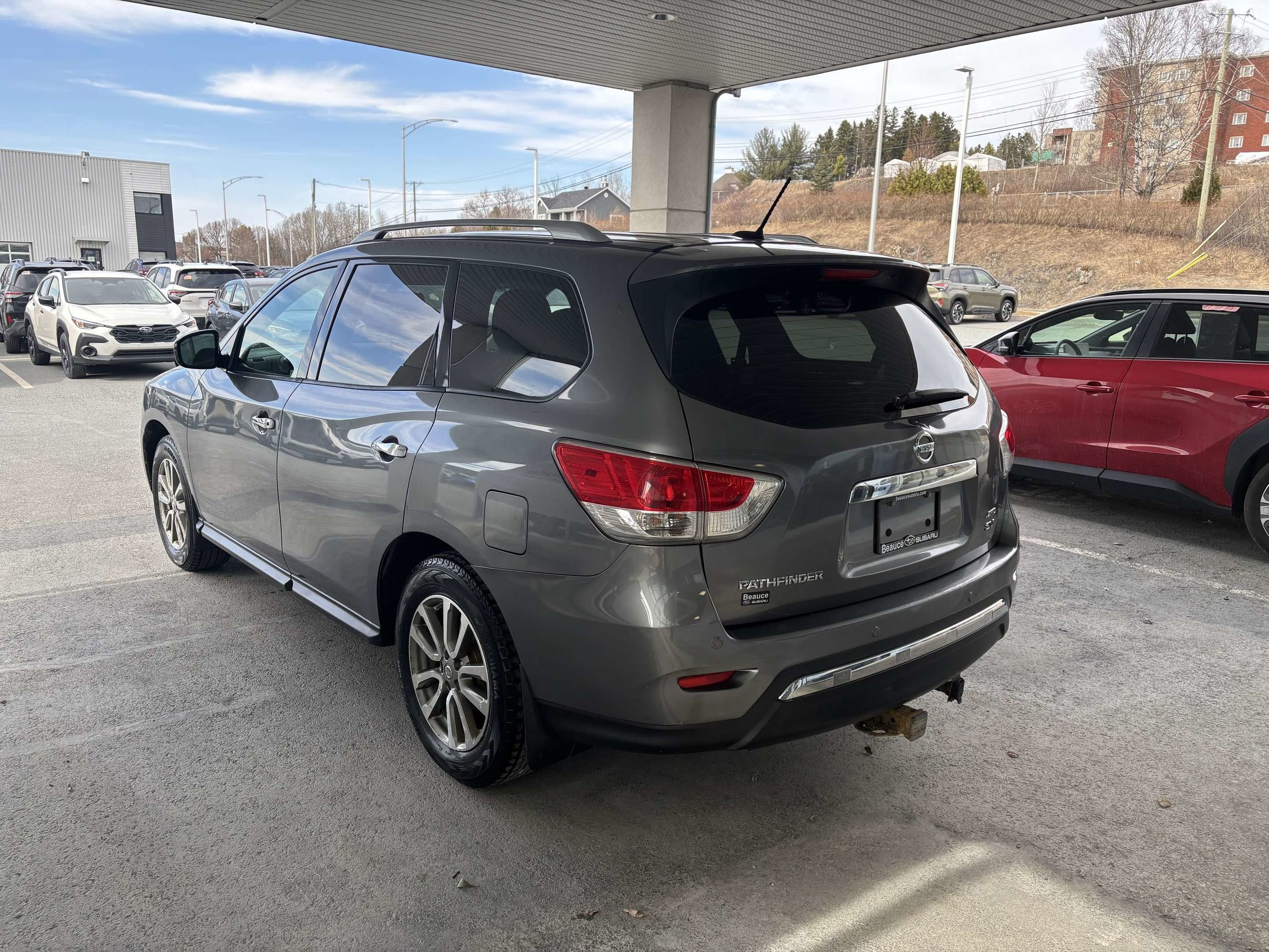 Photo Nissan Pathfinder 4WD 4dr SV 2015 #5