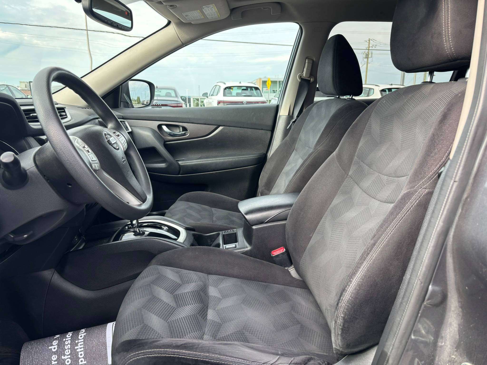 Photo Nissan Rogue SV 2014 #8
