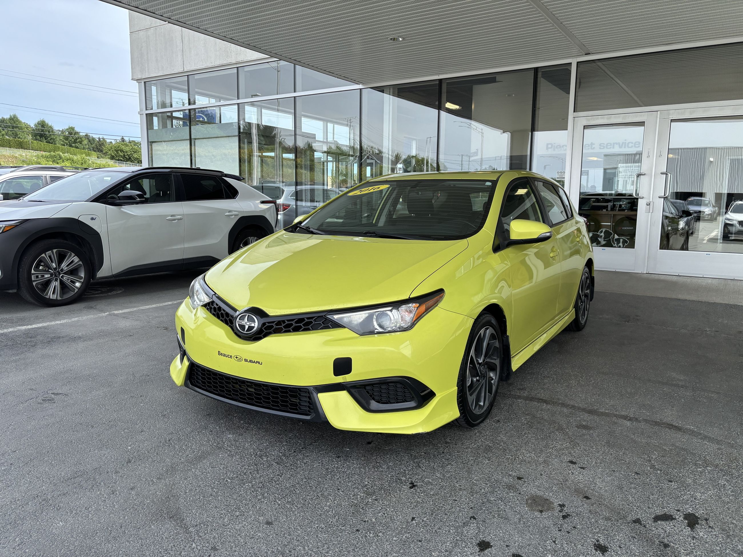 Scion IM 4dr HB CVT 2016