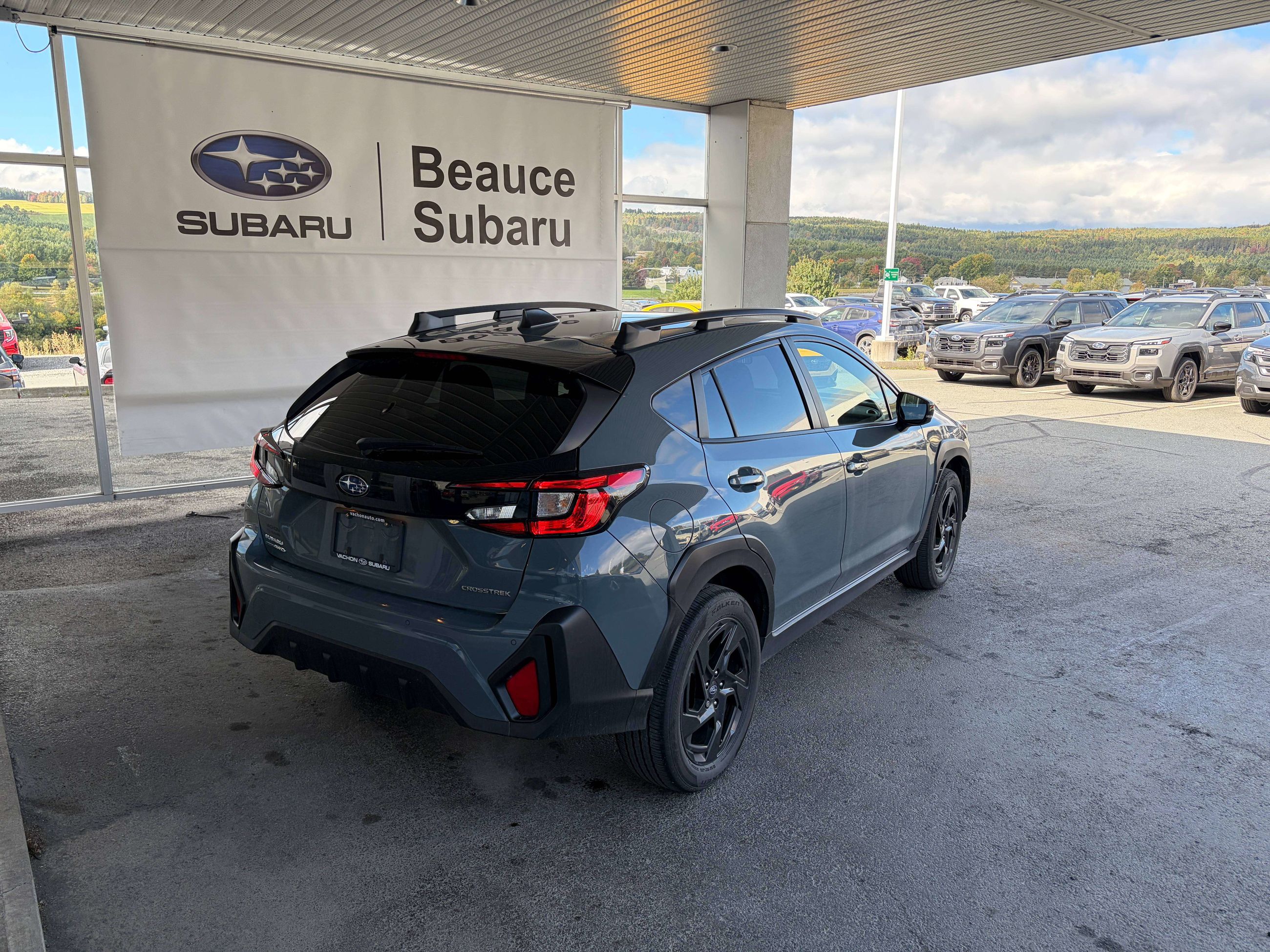 Photo 2024 Subaru Crosstrek Onyx #3