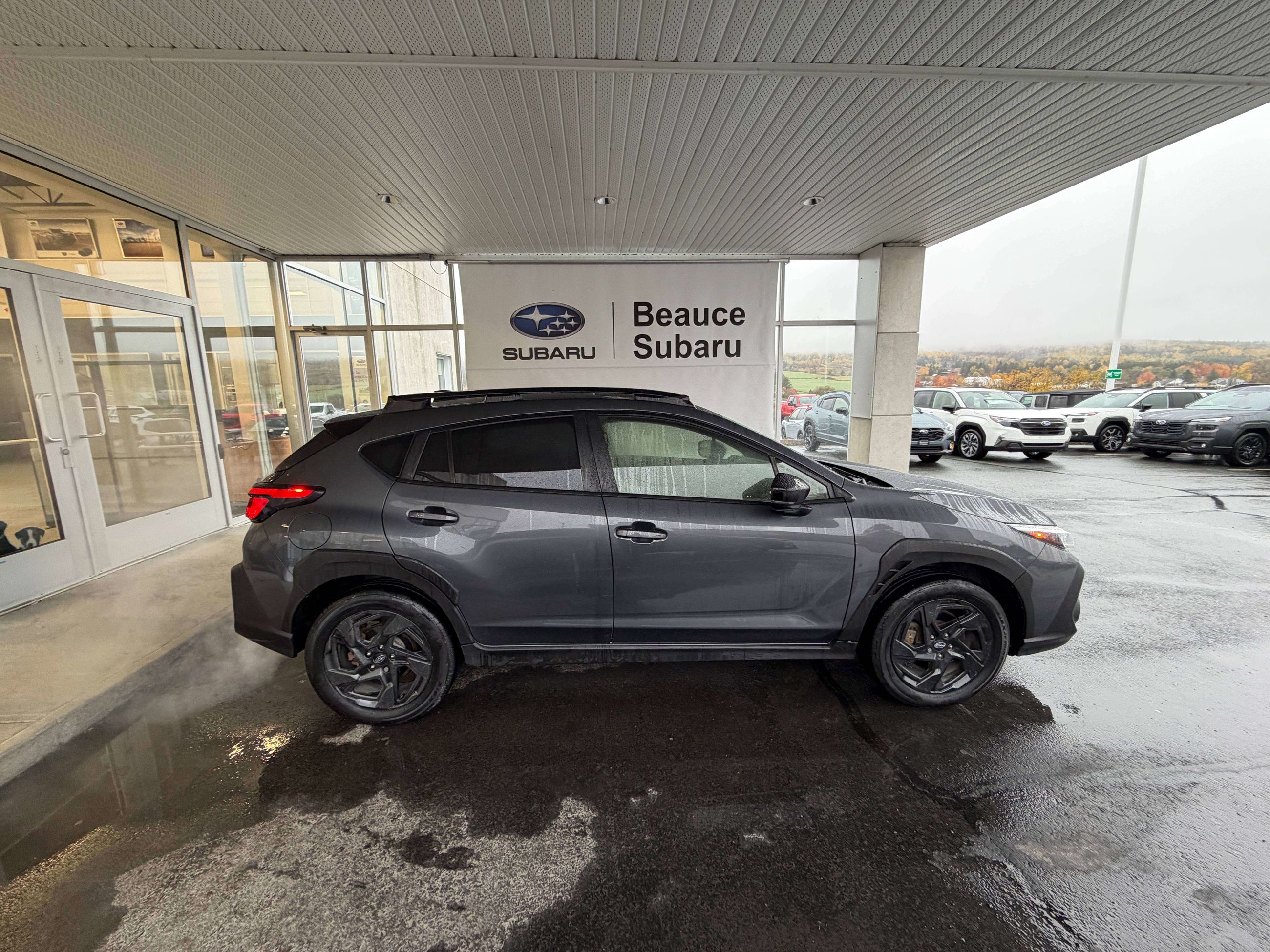 Photo 2024 Subaru Crosstrek Onyx #3