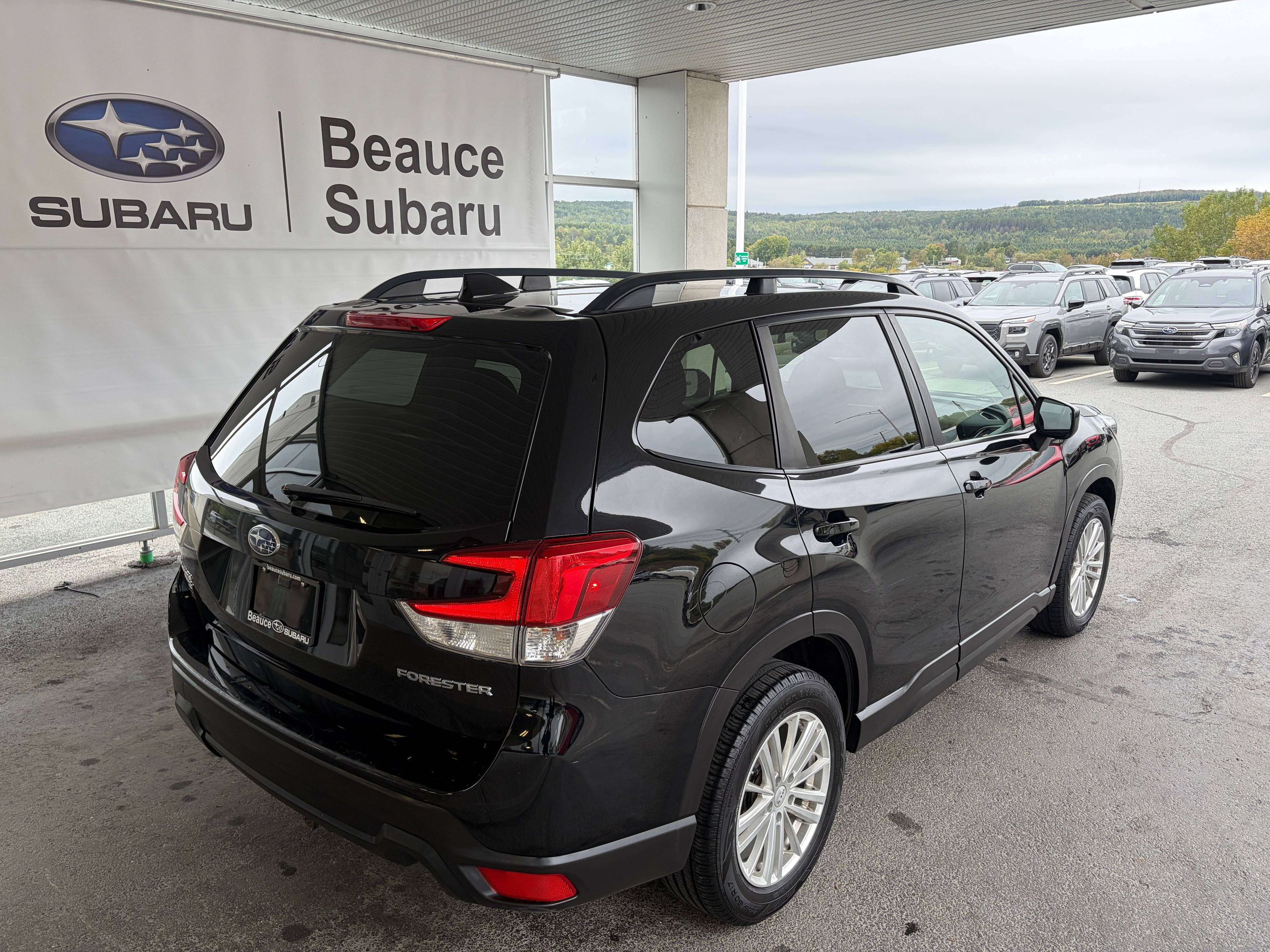 Photo 2019 Subaru Forester #3