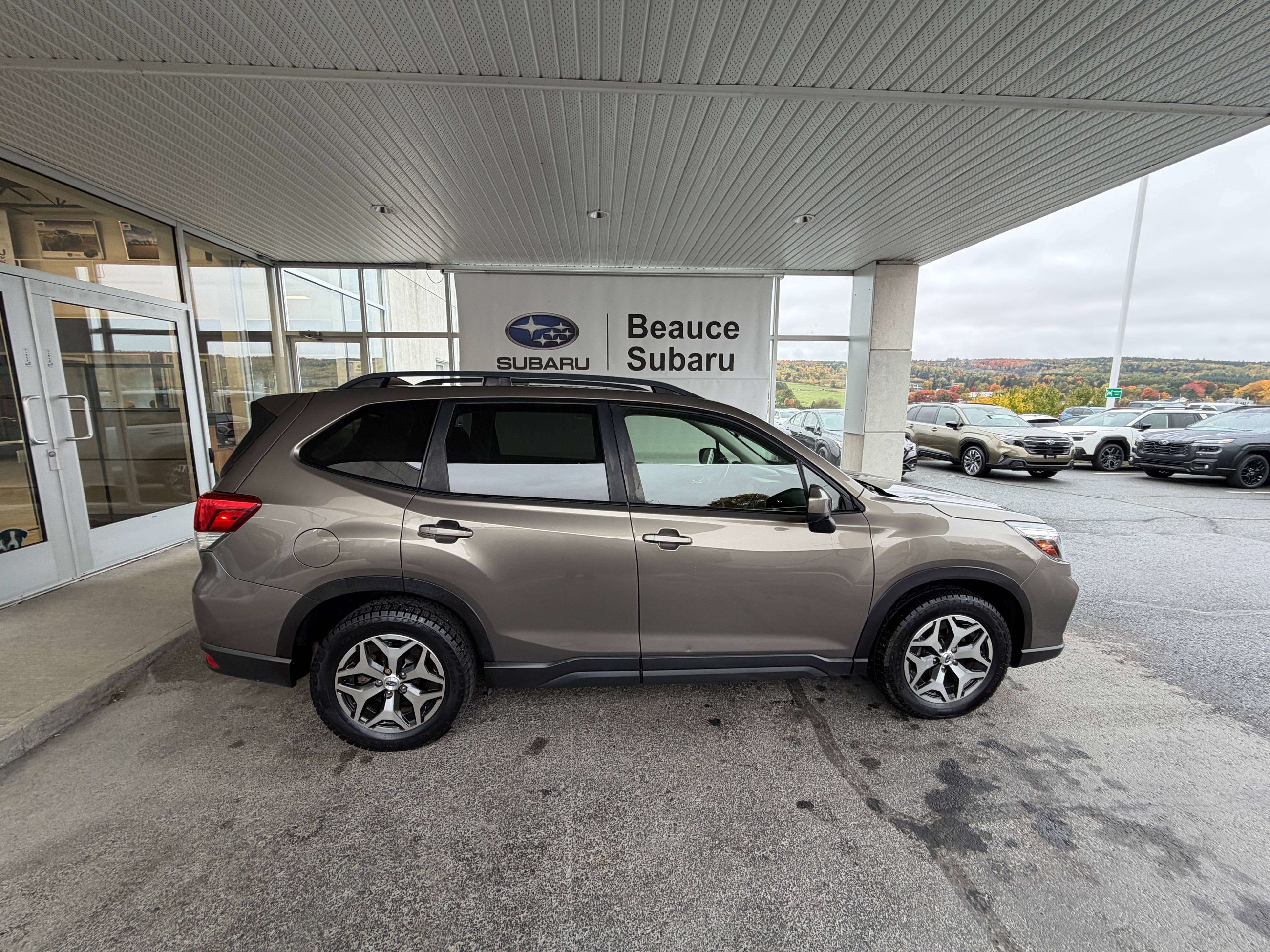 Photo 2019 Subaru Forester Convenience #2