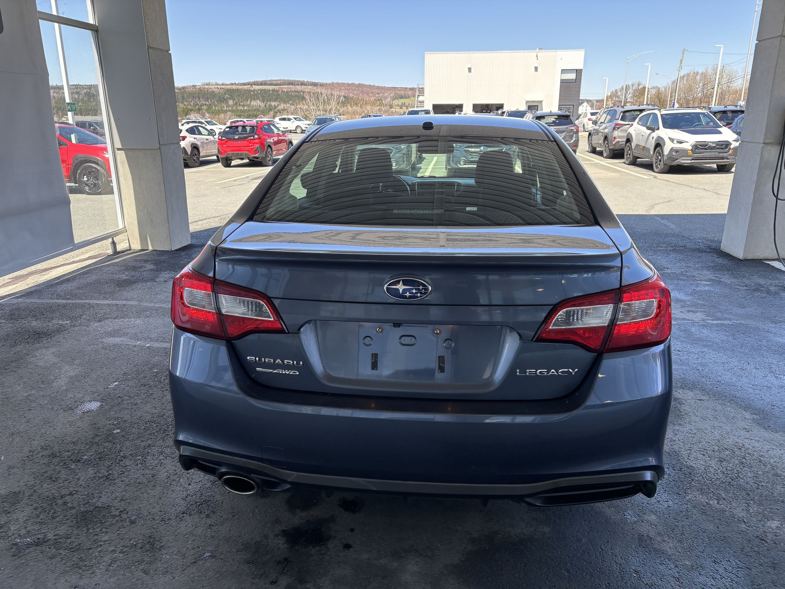 2018 Subaru Legacy 2.5i Touring CVT