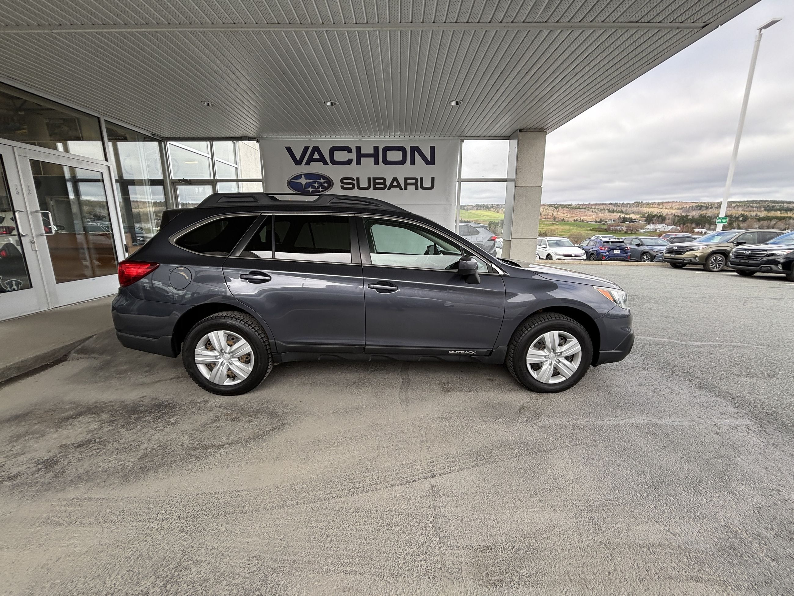 Subaru Outback 5dr Wgn CVT 2.5i 2015