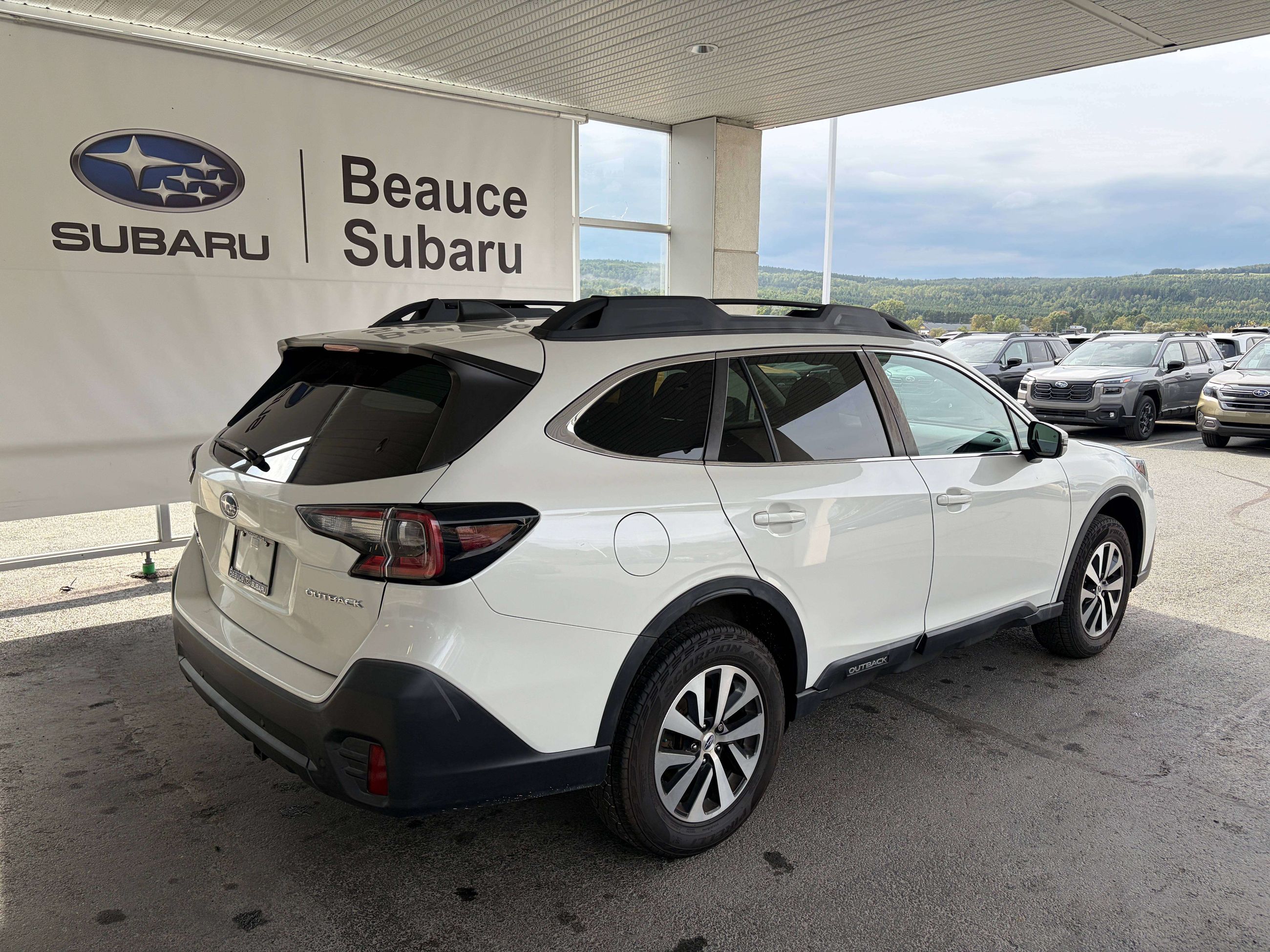 Photo Subaru OUTBACK 2.5i Touring 2020 #4