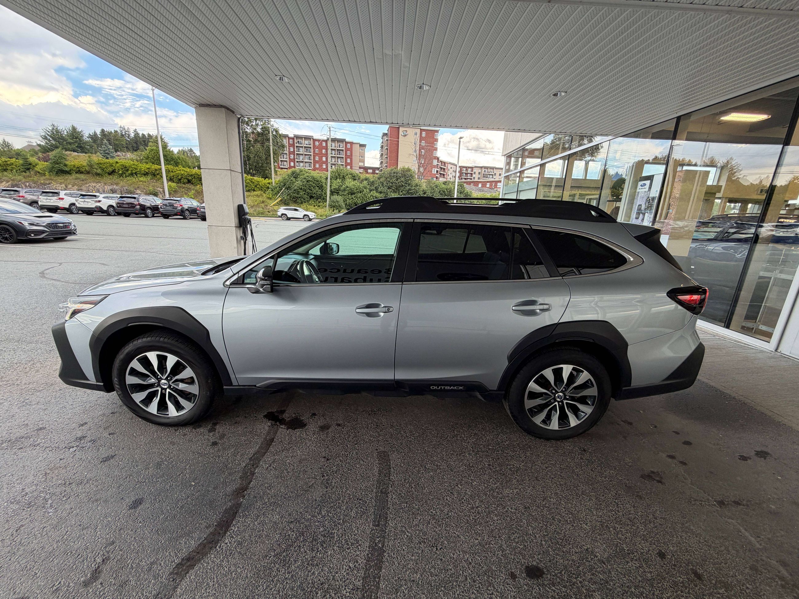 Photo 2024 Subaru OUTBACK Limited XT #7