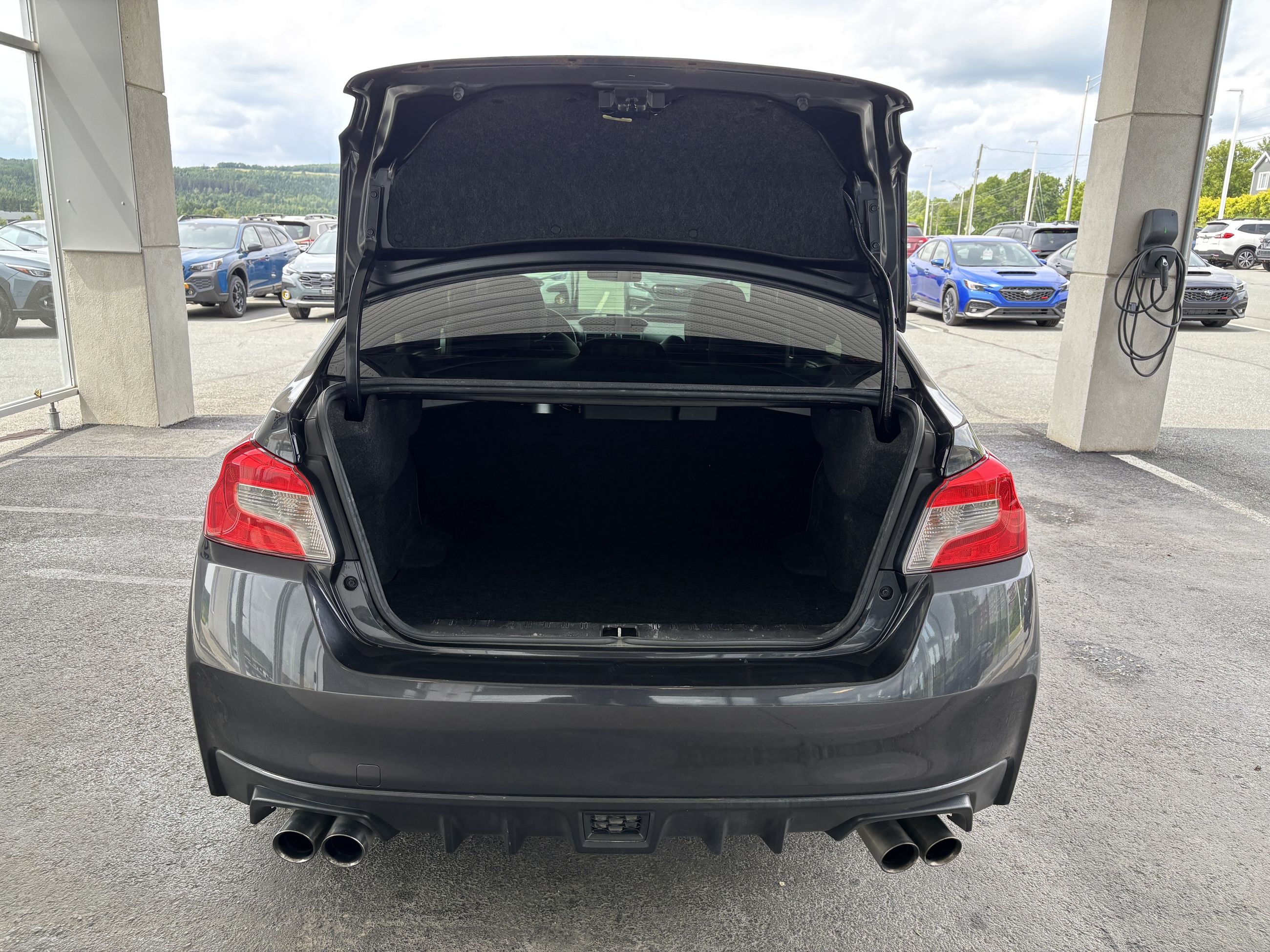 Subaru WRX 4dr Sdn Sport-tech Man 2017