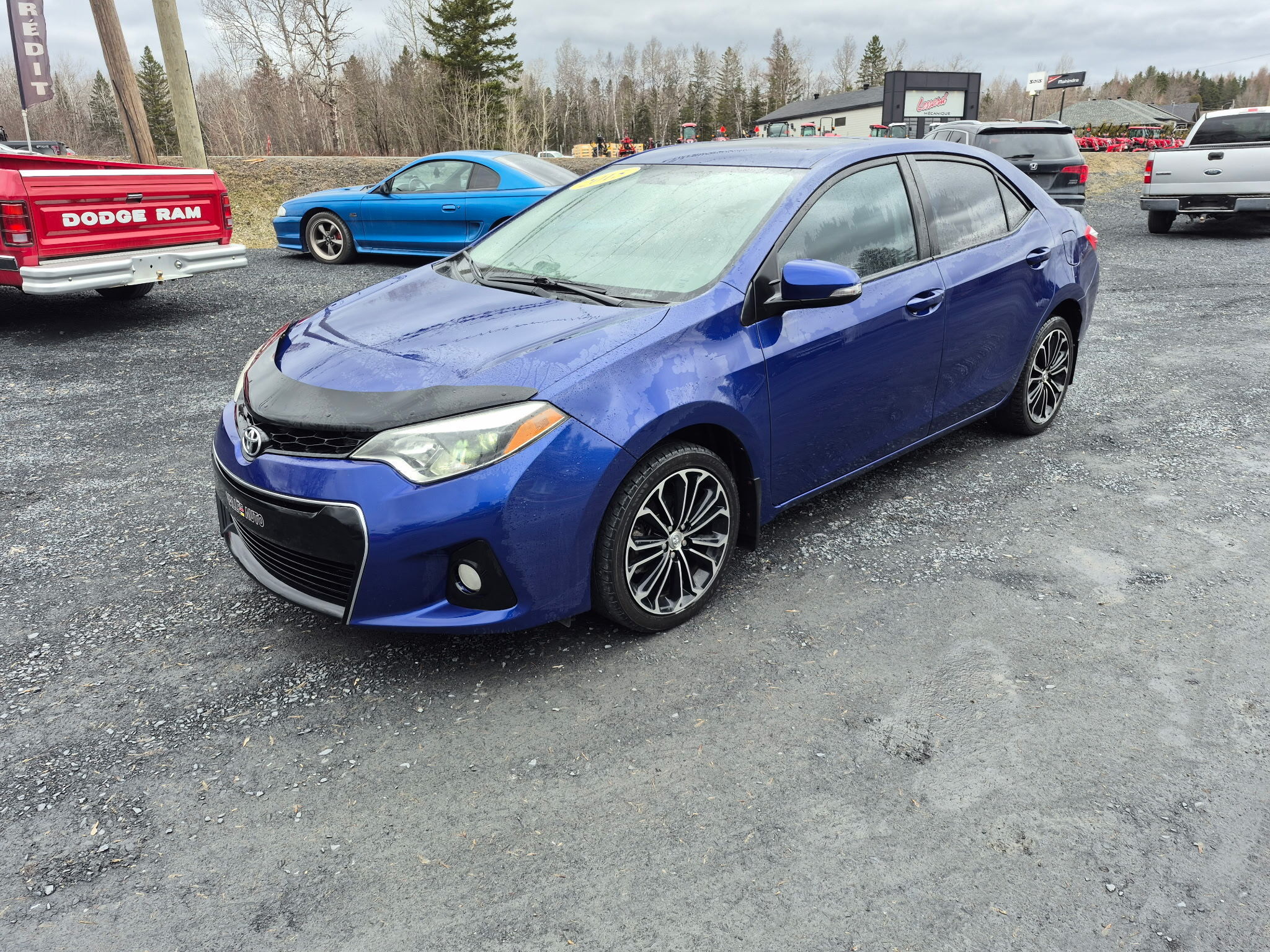 2015 Toyota Corolla 4dr Sdn CVT S