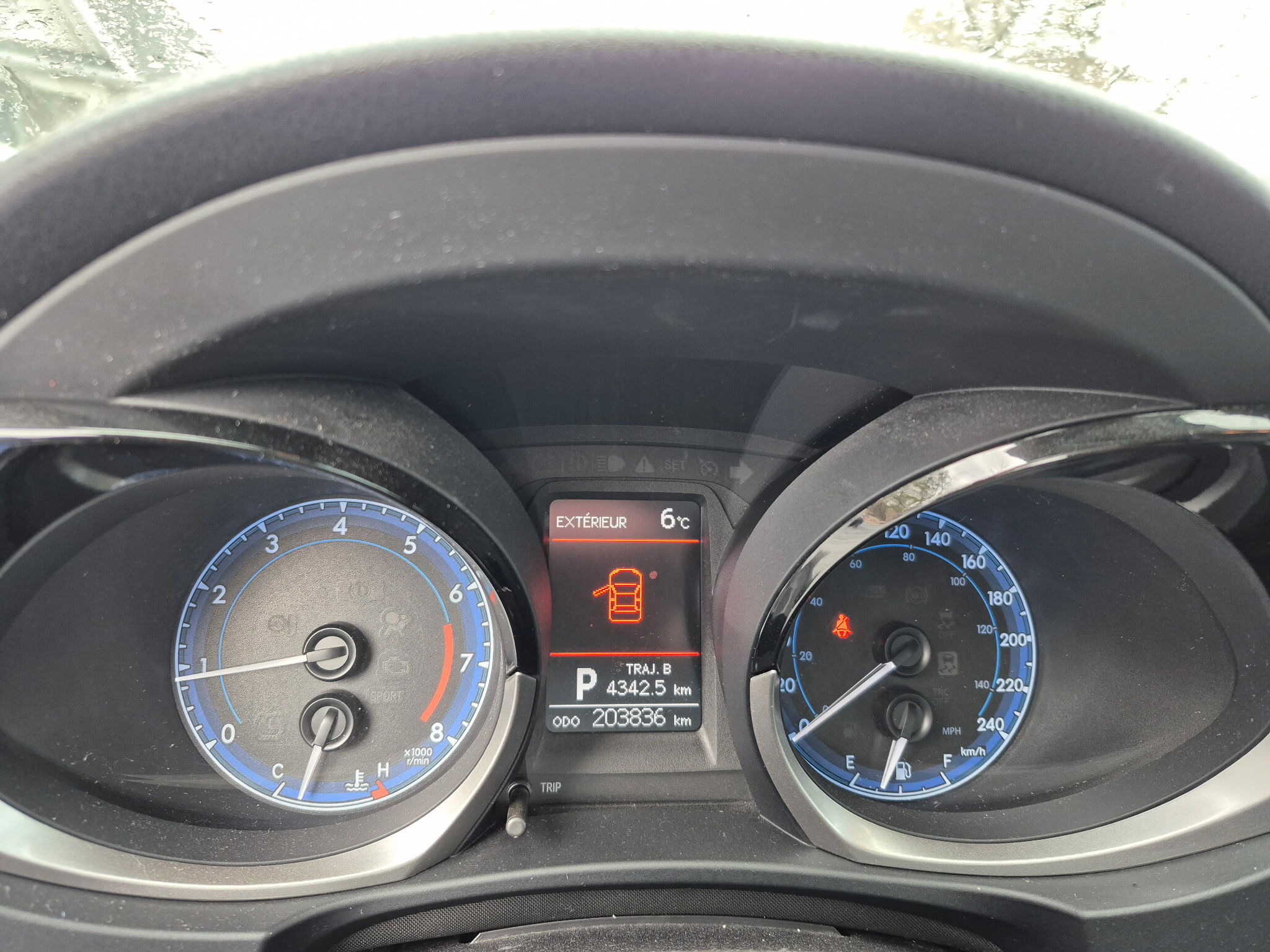 2015 Toyota Corolla 4dr Sdn CVT S