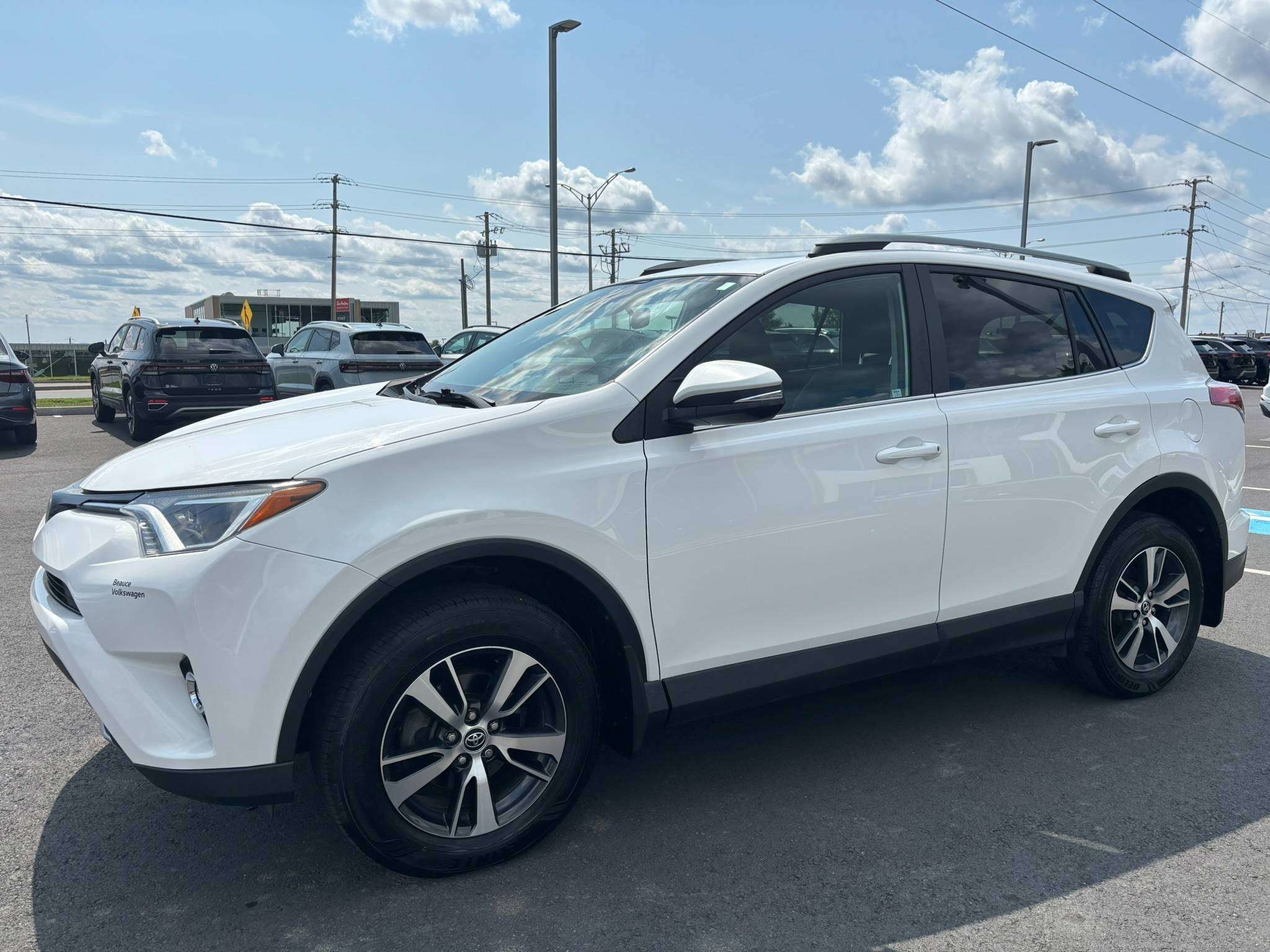Photo Toyota RAV4 XLE 2017 #3