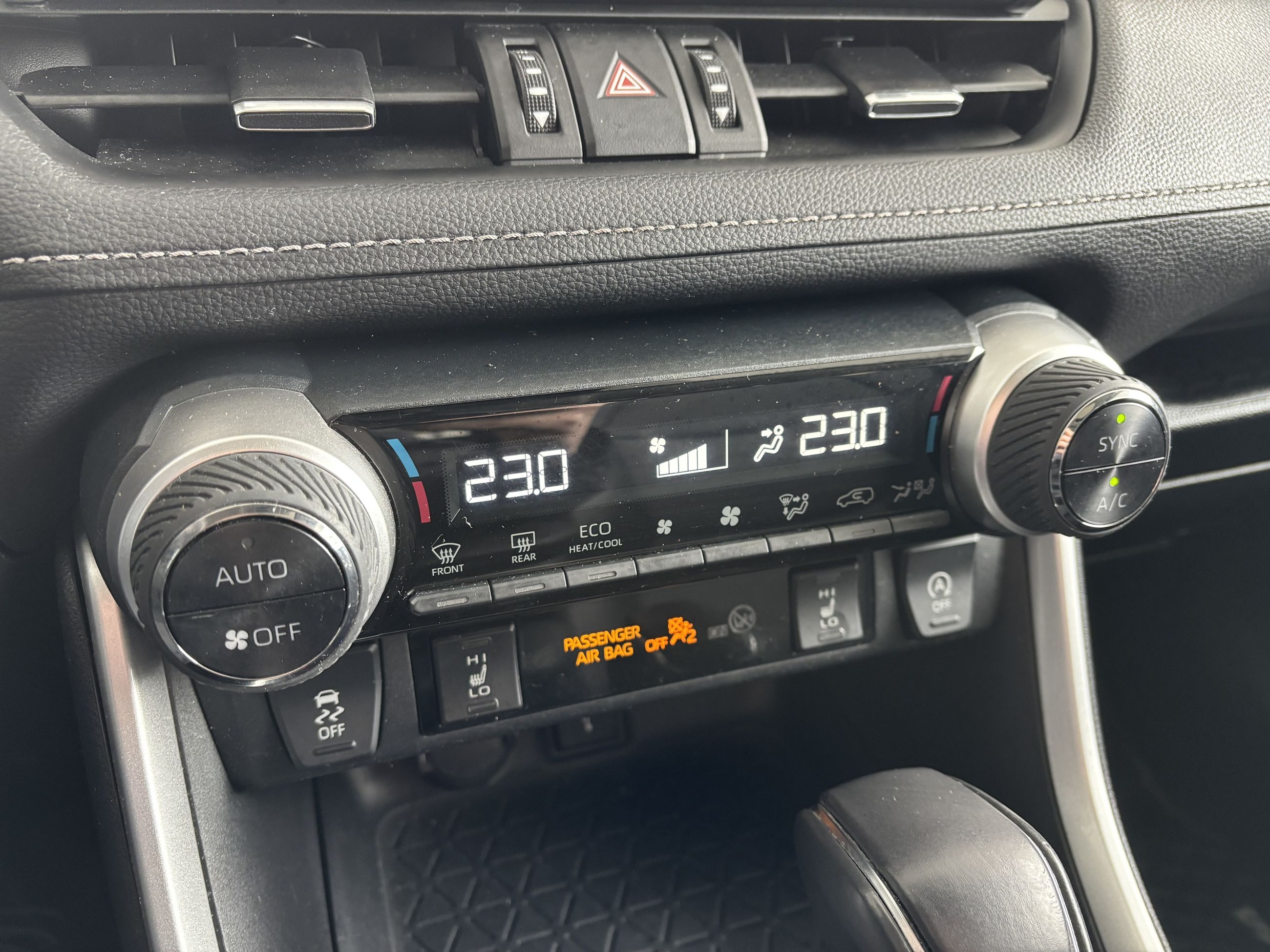 Toyota RAV4 XLE AWD 2022