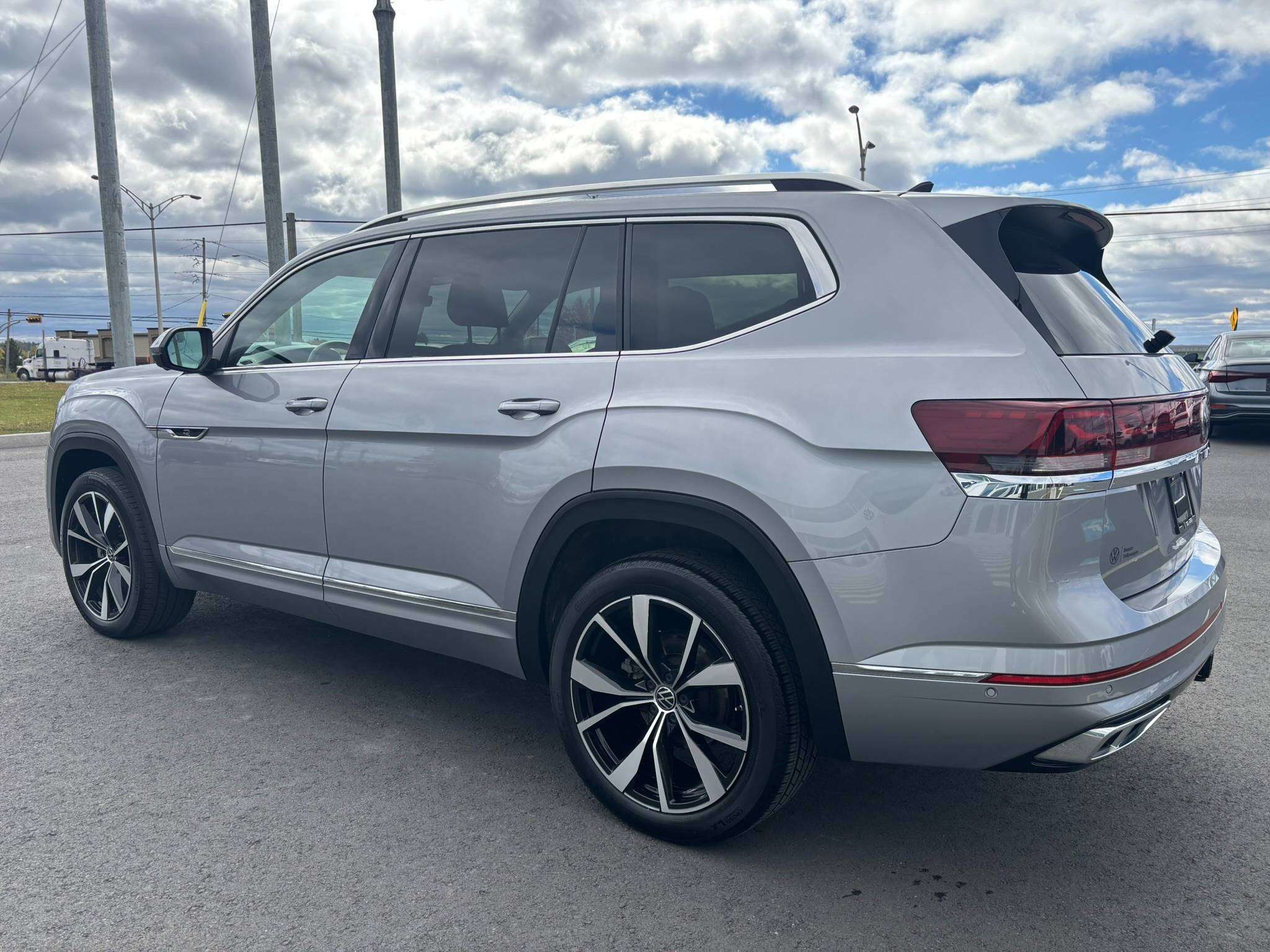 Photo 2024 Volkswagen Atlas Execline #5
