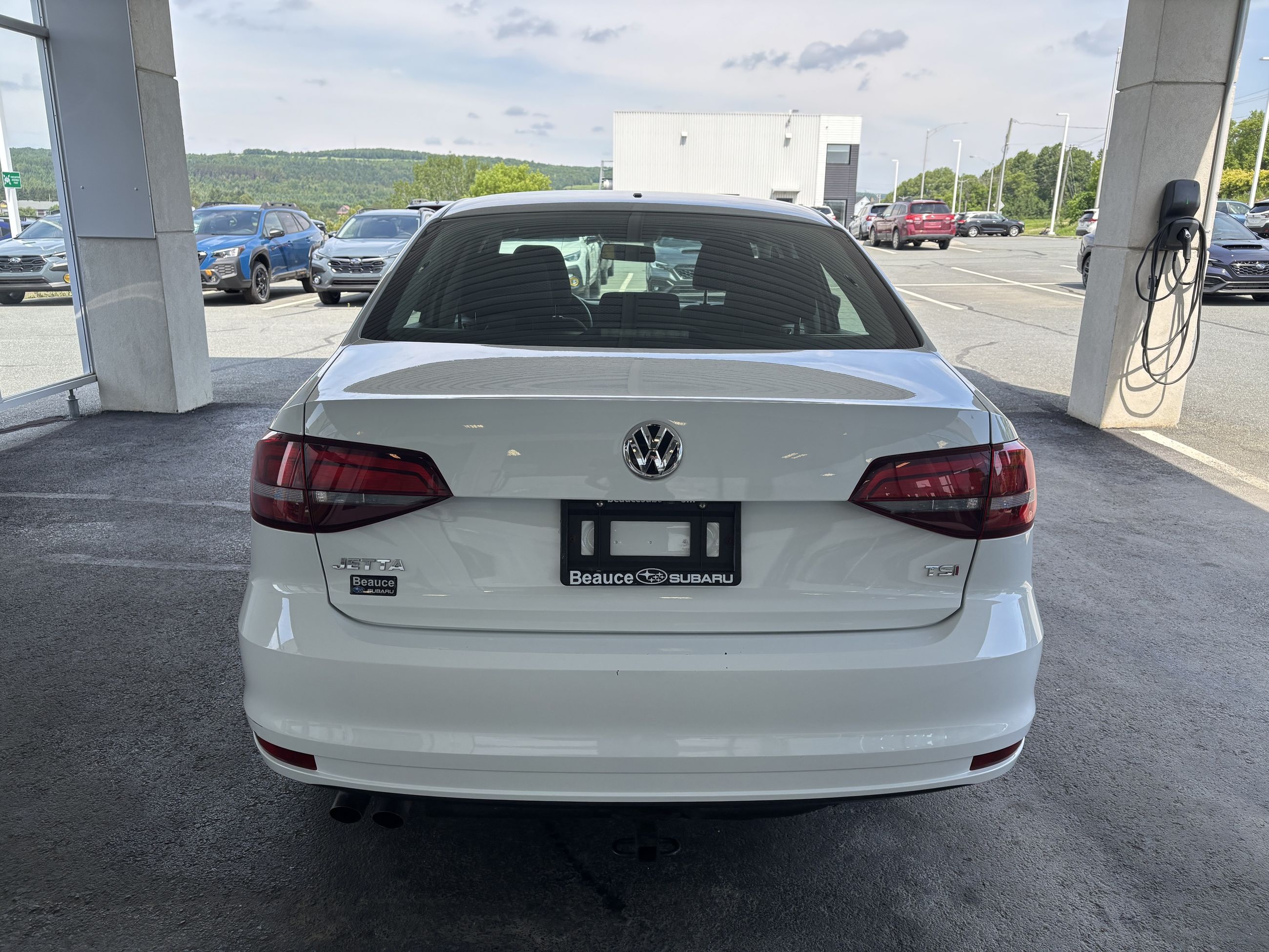 Volkswagen Jetta Sedan 4dr 1.4 TSI Auto Trendline+ 2017