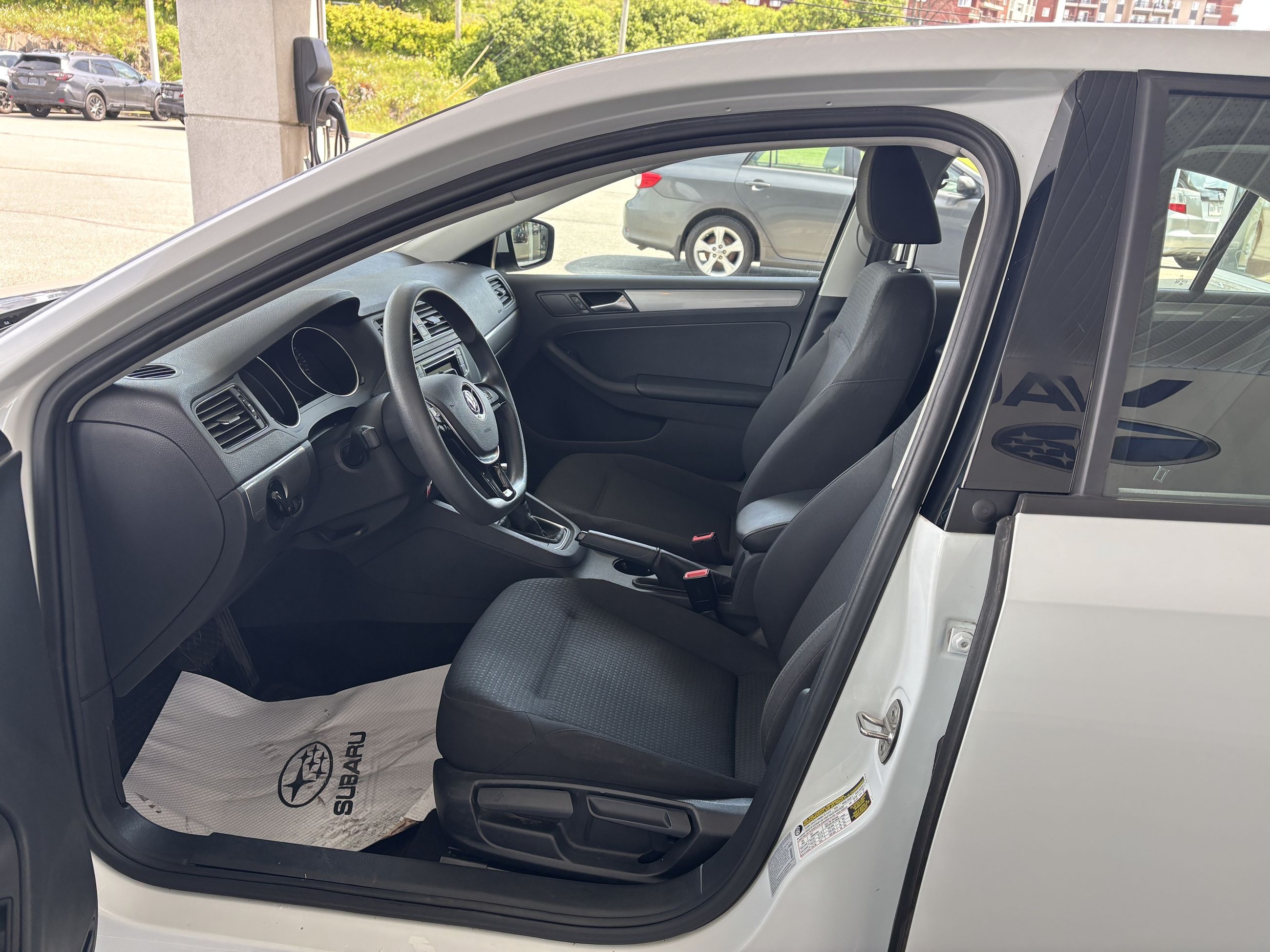 Volkswagen Jetta Sedan 4dr 1.4 TSI Auto Trendline+ 2017