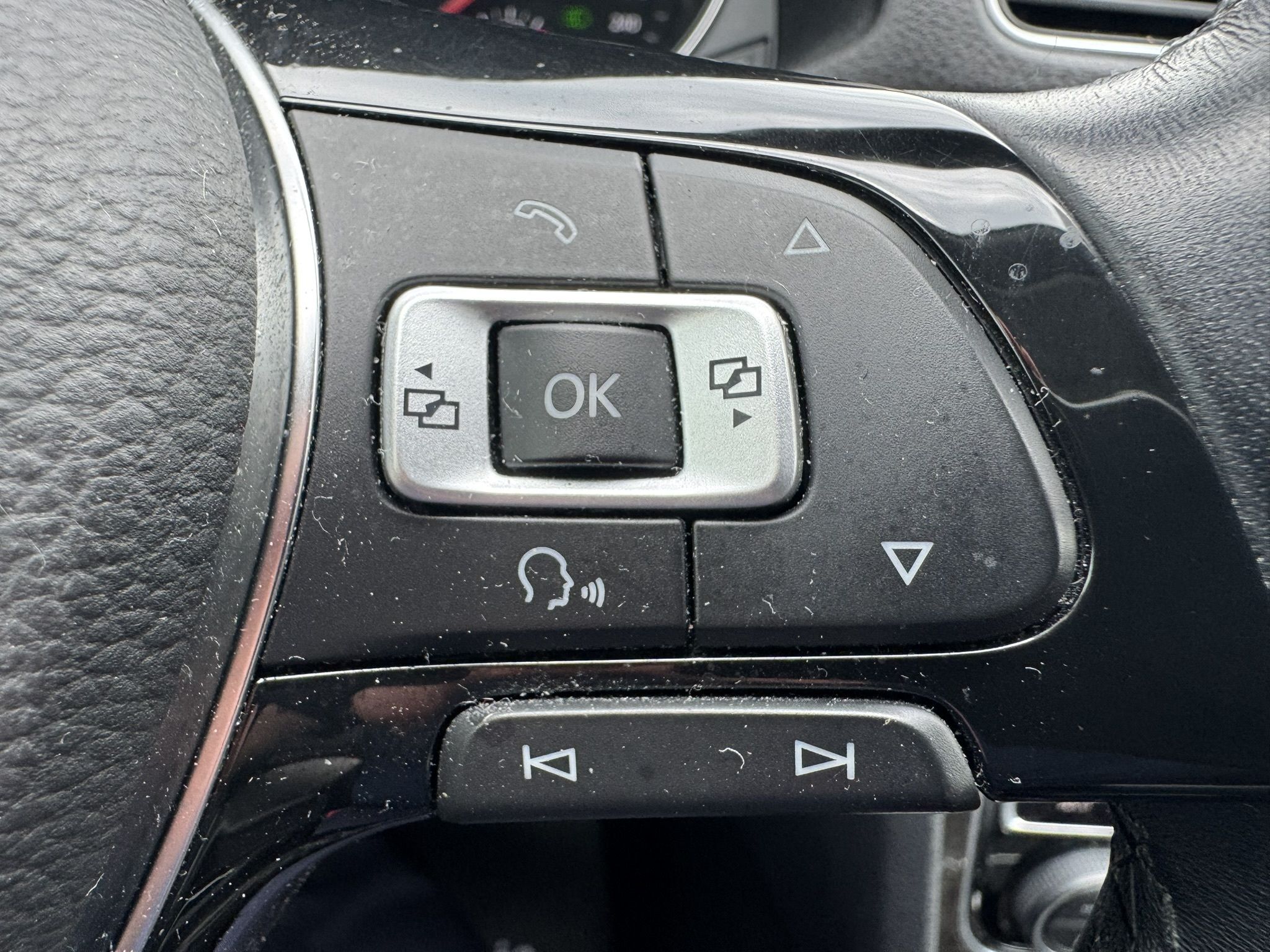 Volkswagen Passat Comfortline Auto 2018